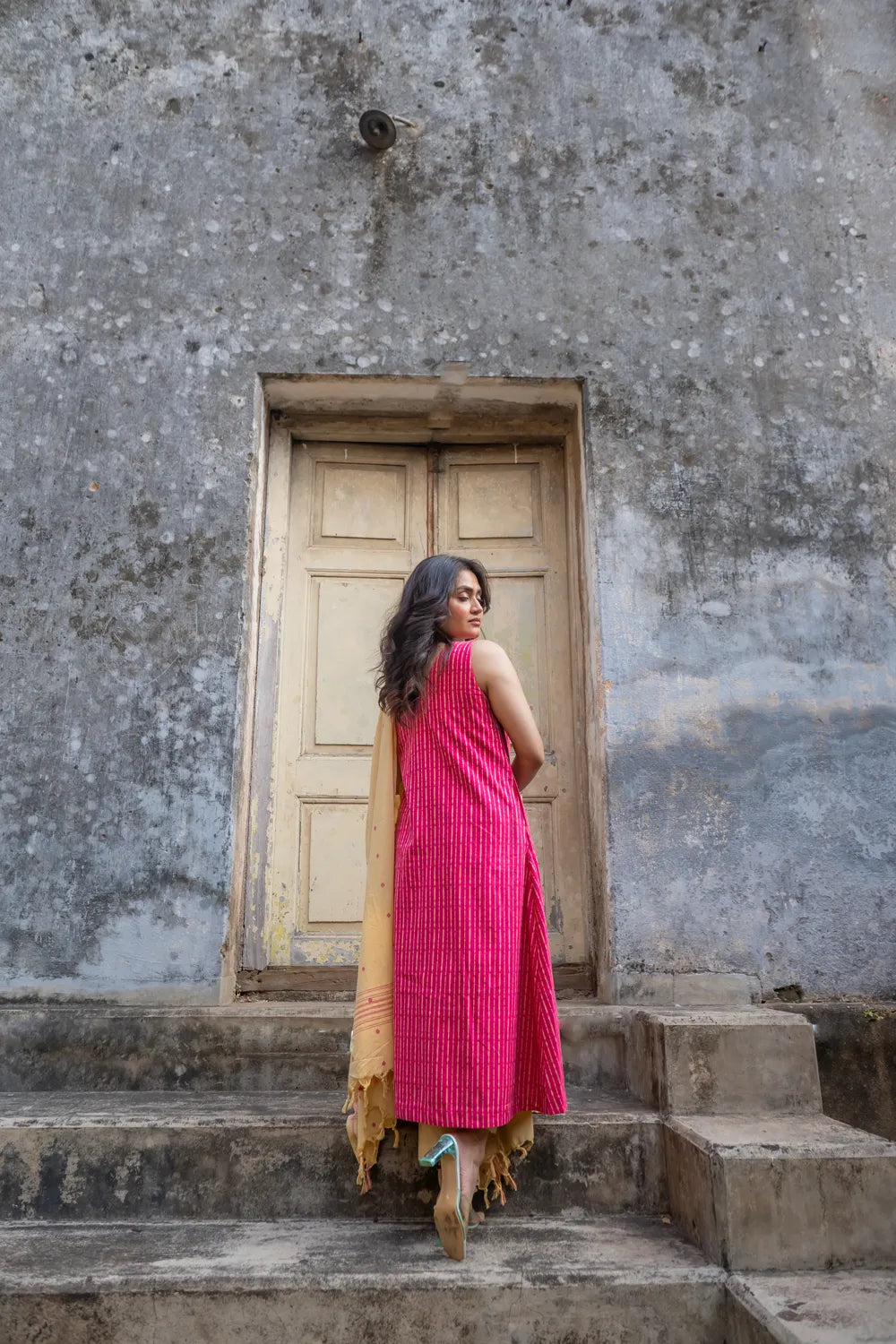 Pink Pure South Cotton Woven Kurta Set with Dupatta-Sutra Art of Clothing