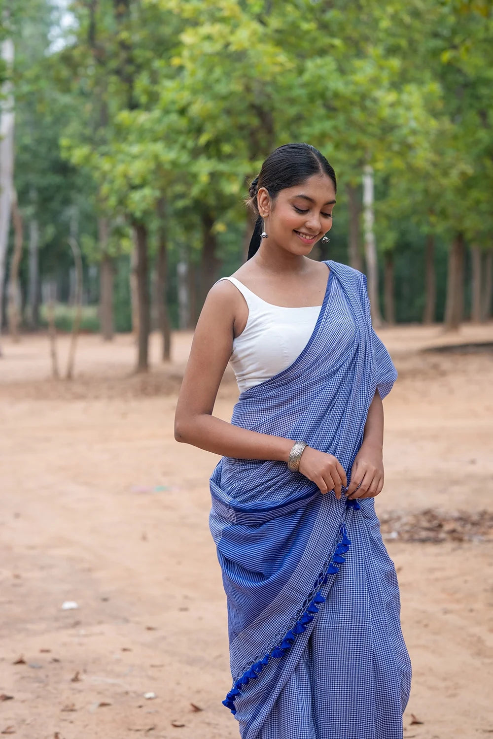Handloom Blue Check Mul Cotton Saree-Sutra Art of Clothing