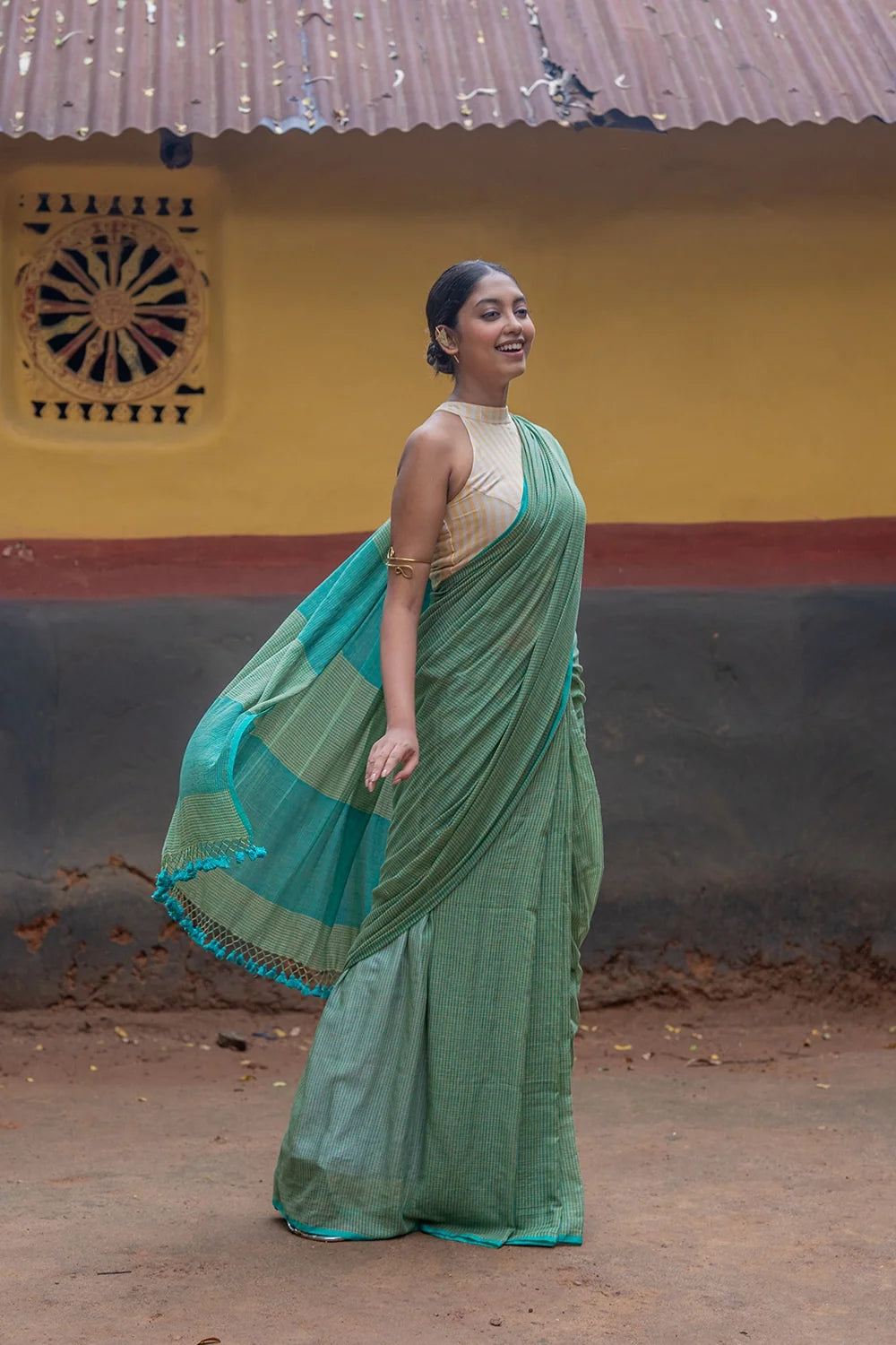 Handloom Sea Green Check Mul Cotton Saree-Sutra Art of Clothing
