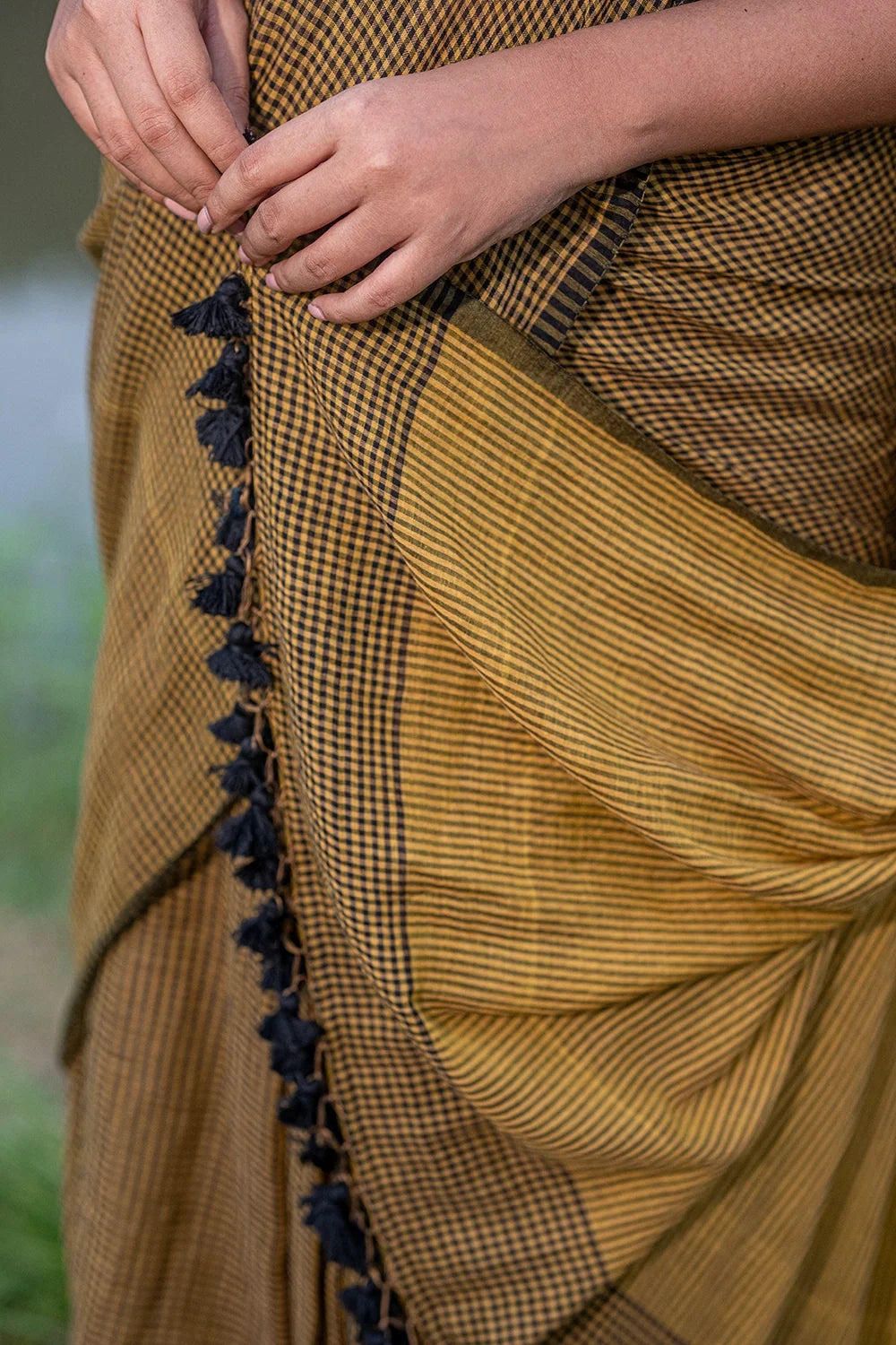 Handloom Olive Green Check Mul Cotton Saree-Sutra Art of Clothing