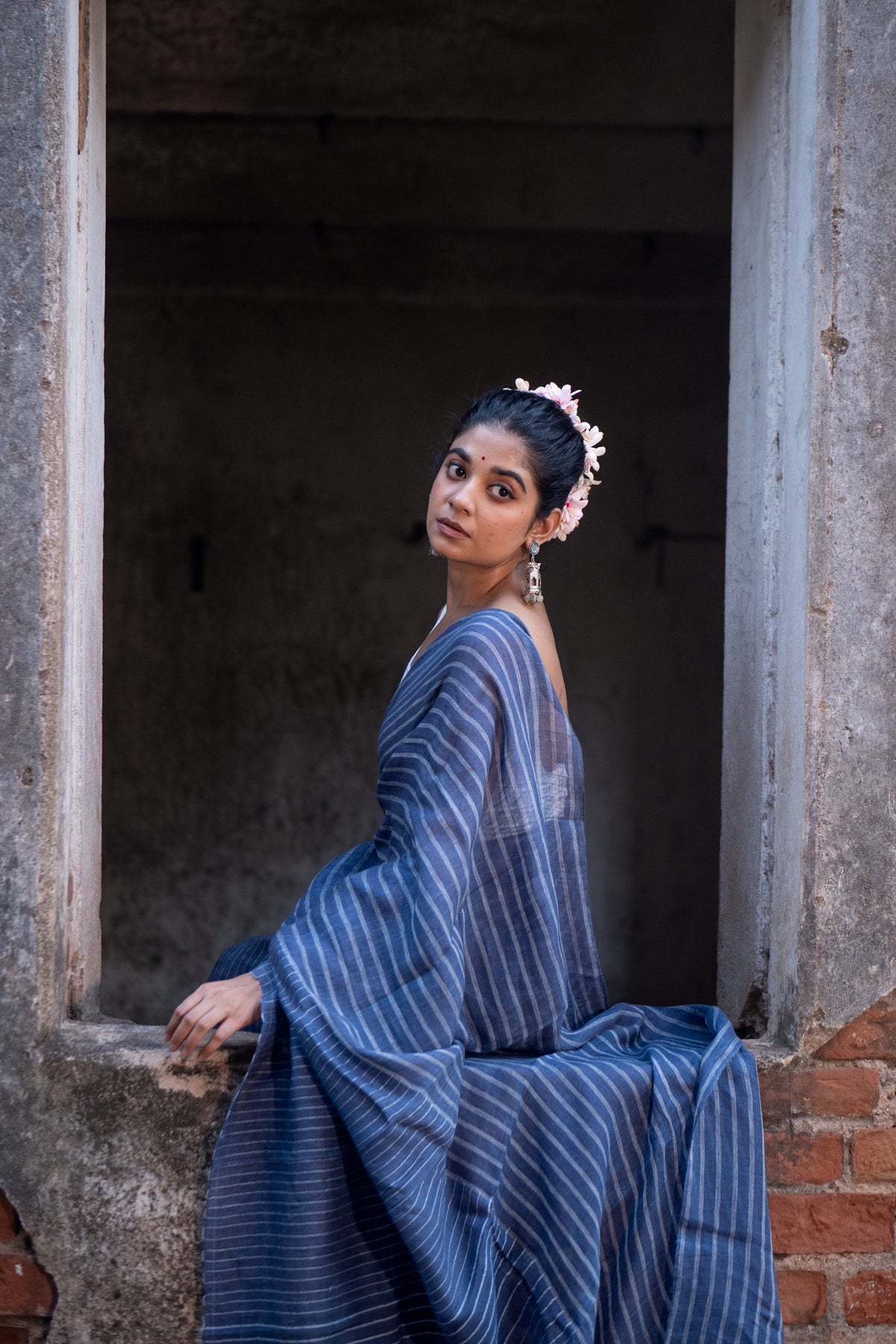Handloom Blue Pure Linen Saree with White Stripes-Sutra Art of Clothing