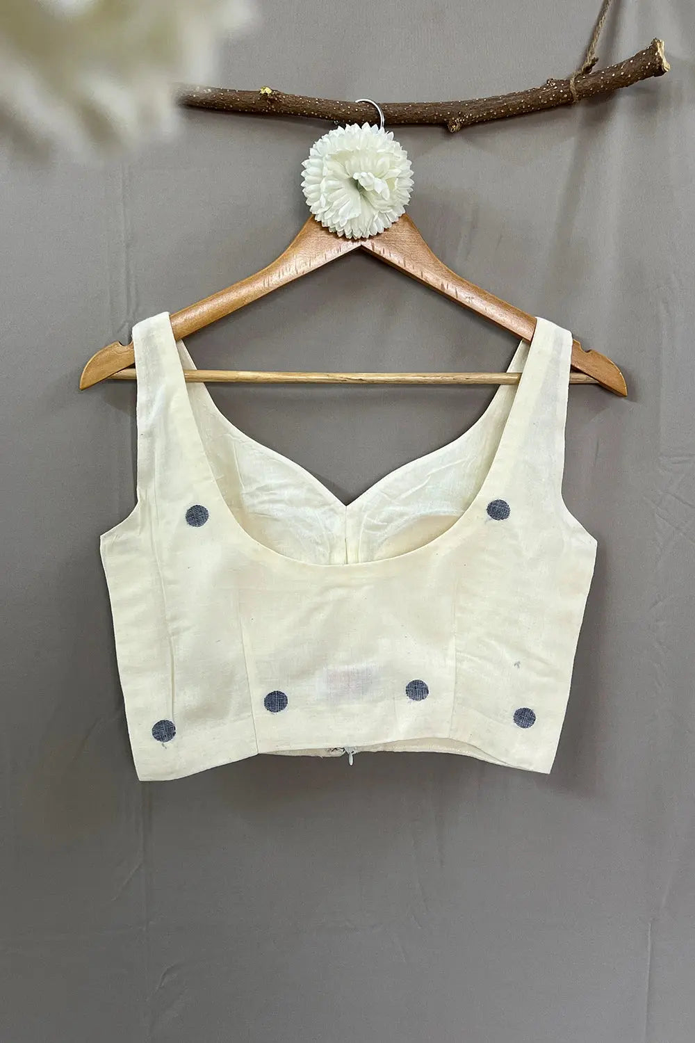 Saakriti Jamdani Blouse-Sutra Art of Clothing