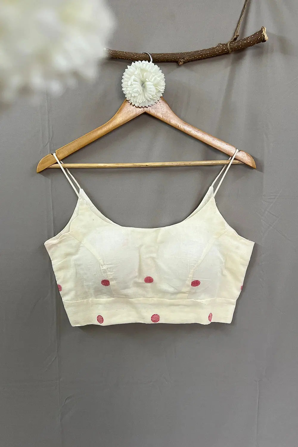 Aadhunik Jamdani Blouse-Sutra Art of Clothing