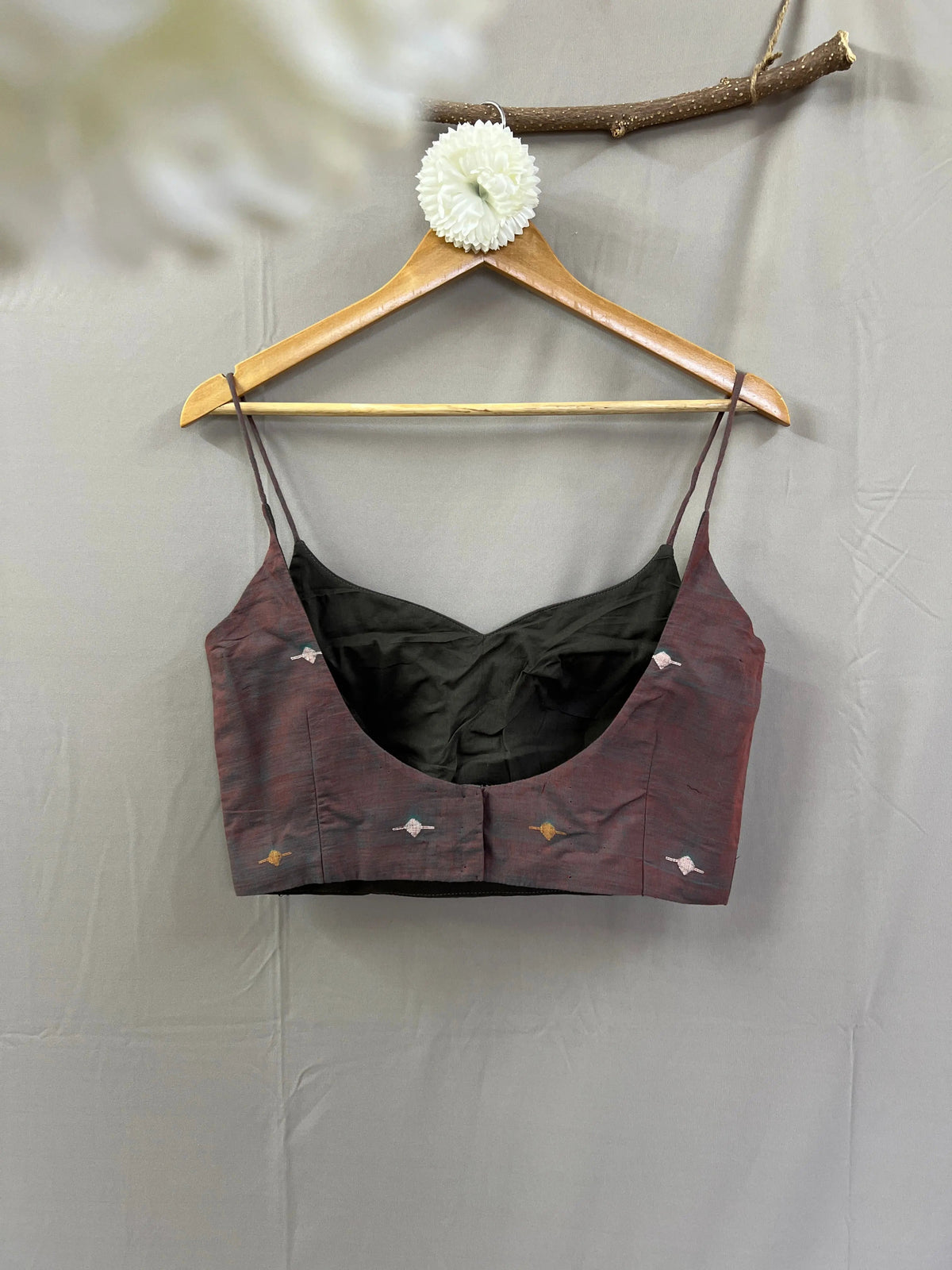 Daruni Jamdani Blouse-Sutra Art of Clothing
