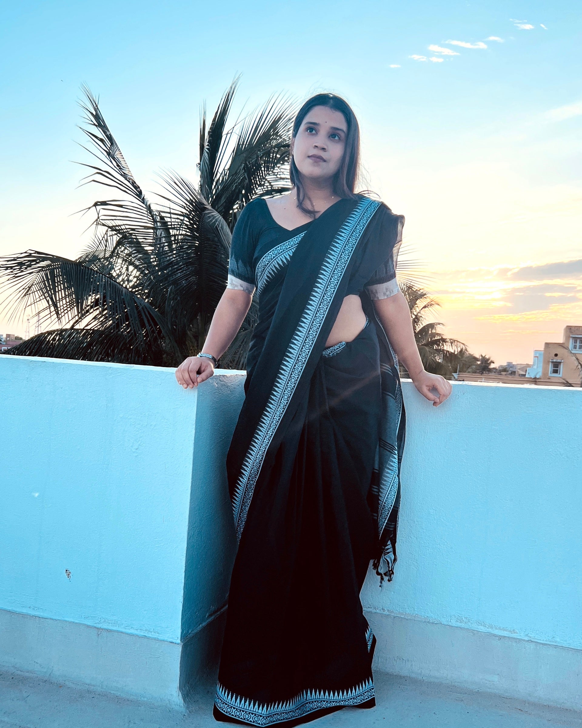 Black and white cotton handloom saree named Black Mystique with begumpuri patterns by Shopaame