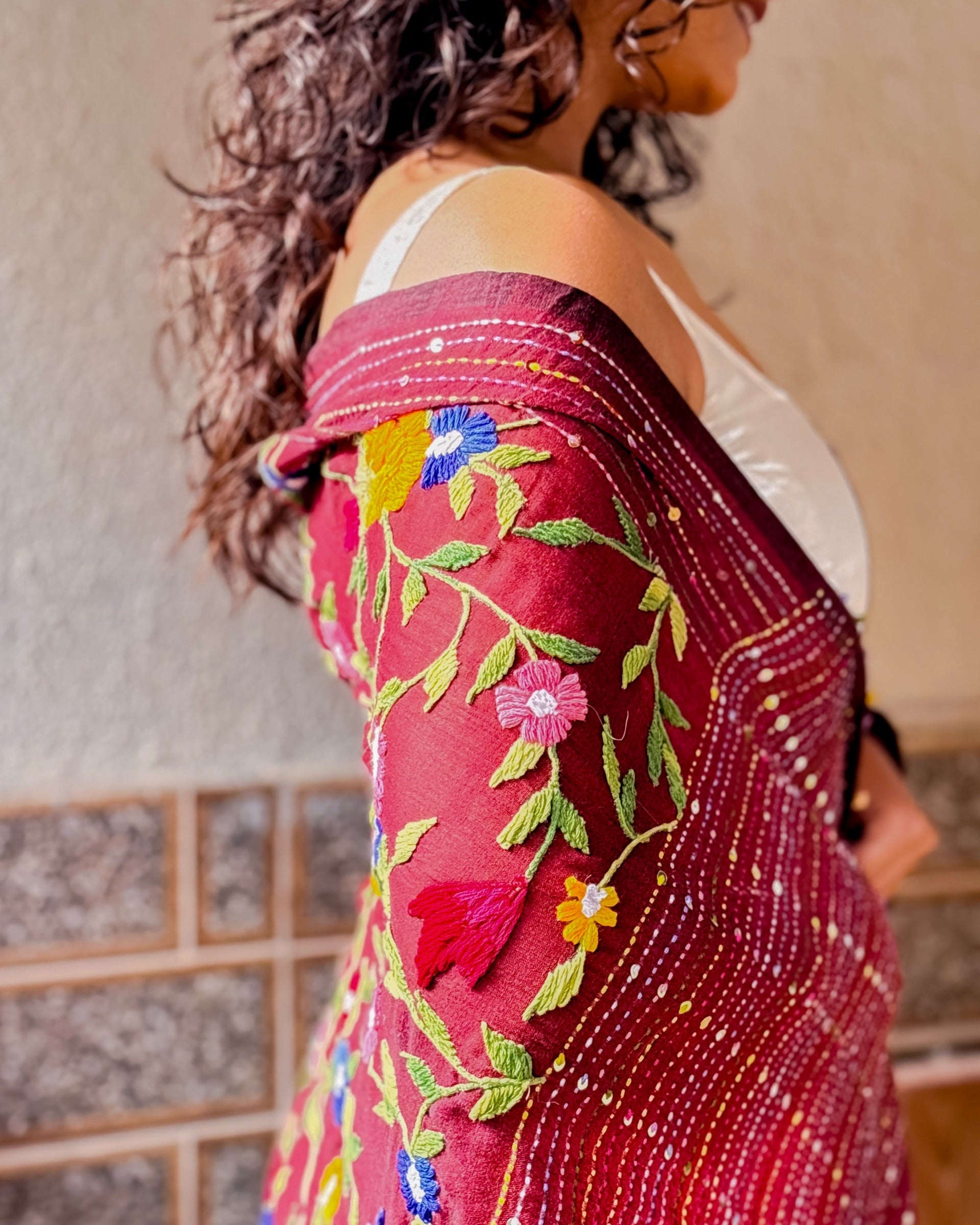 Soft and Comfortable maroon mulmul cotton saree with thread work
