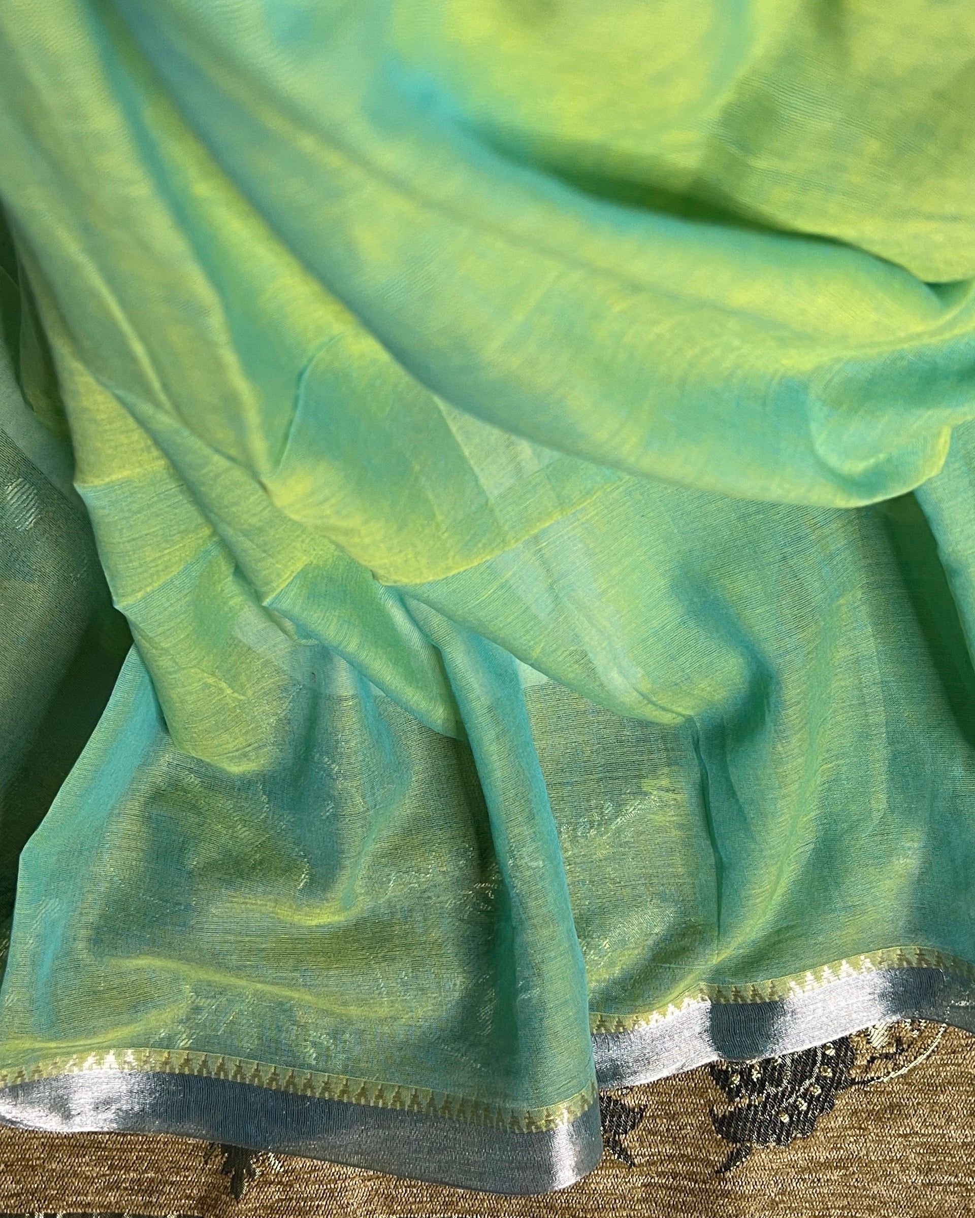 Soft dual tone green yellow mangalgiri handloom cotton saree named Morni by Shopaame