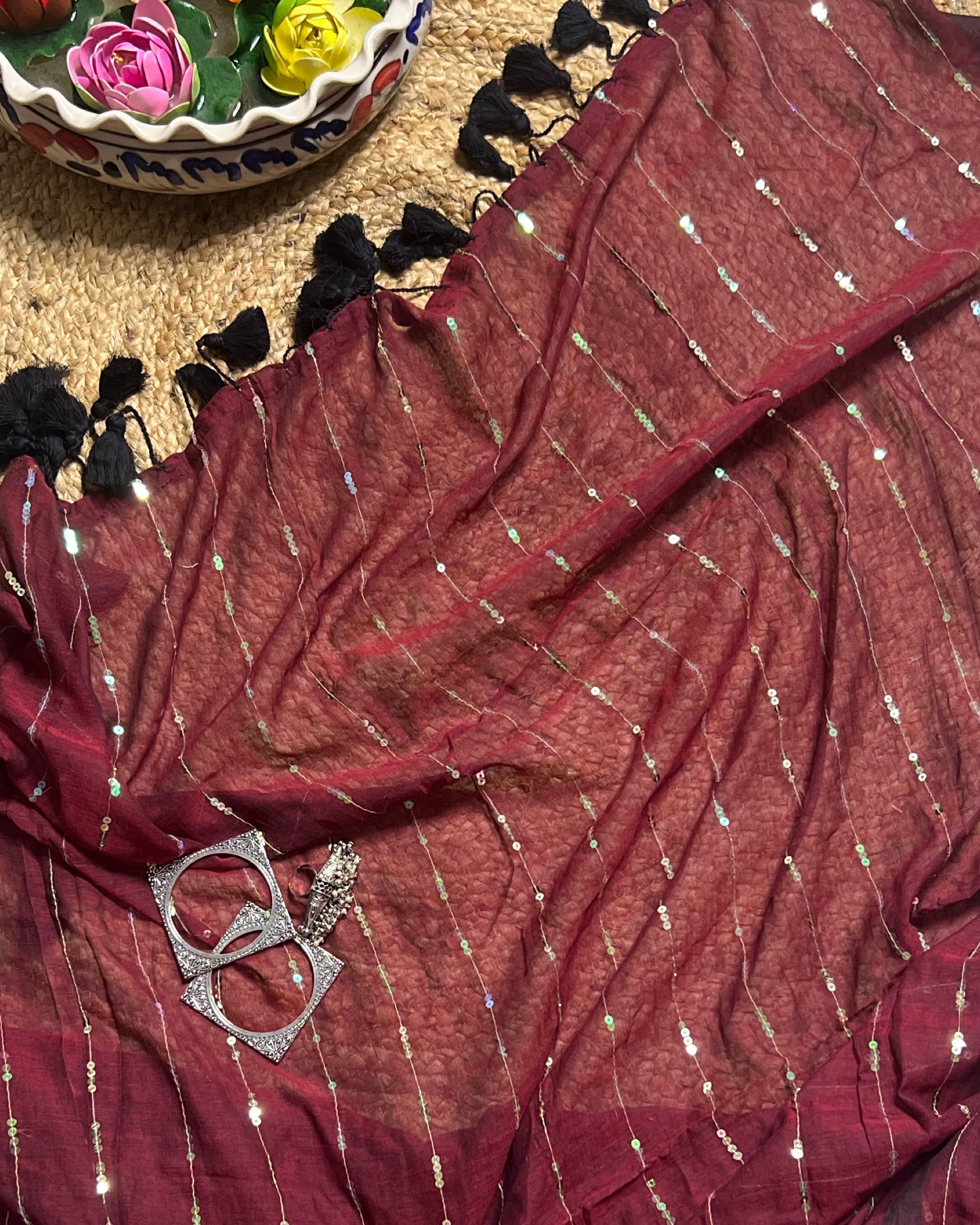 Shop Aame Patakha saree in soft maroon mulmul cotton with sequin work