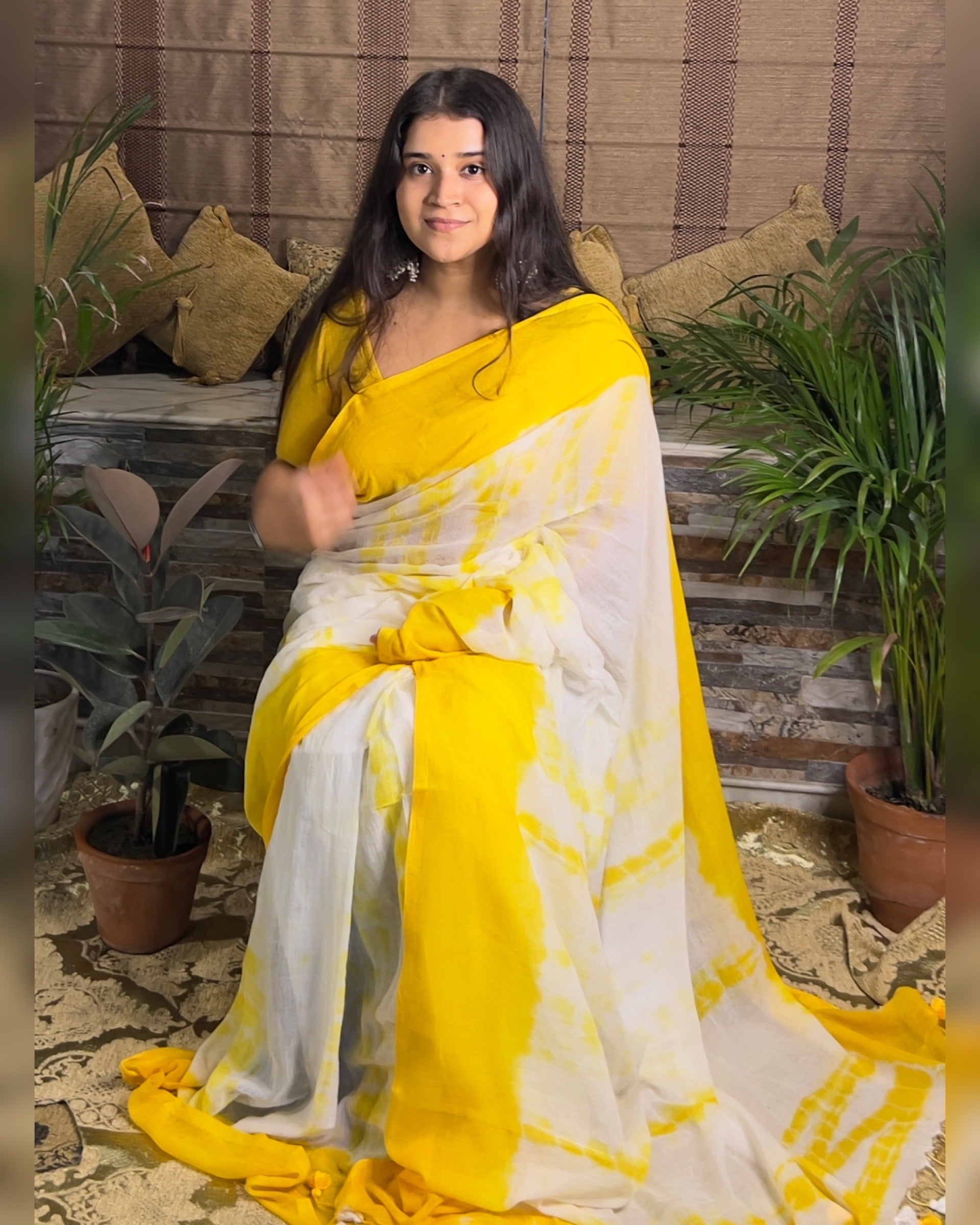 Shop AaMe Golden Sandune saree in soft breathable mulmul cotton