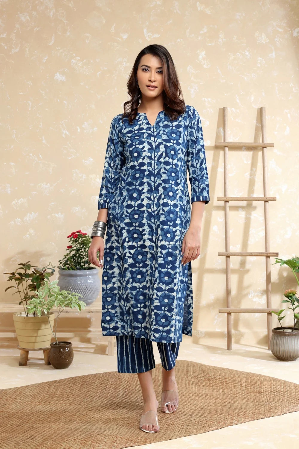 Indigo Pure Cotton Floral Big Block Print Kurta Set-Sutra Art of Clothing