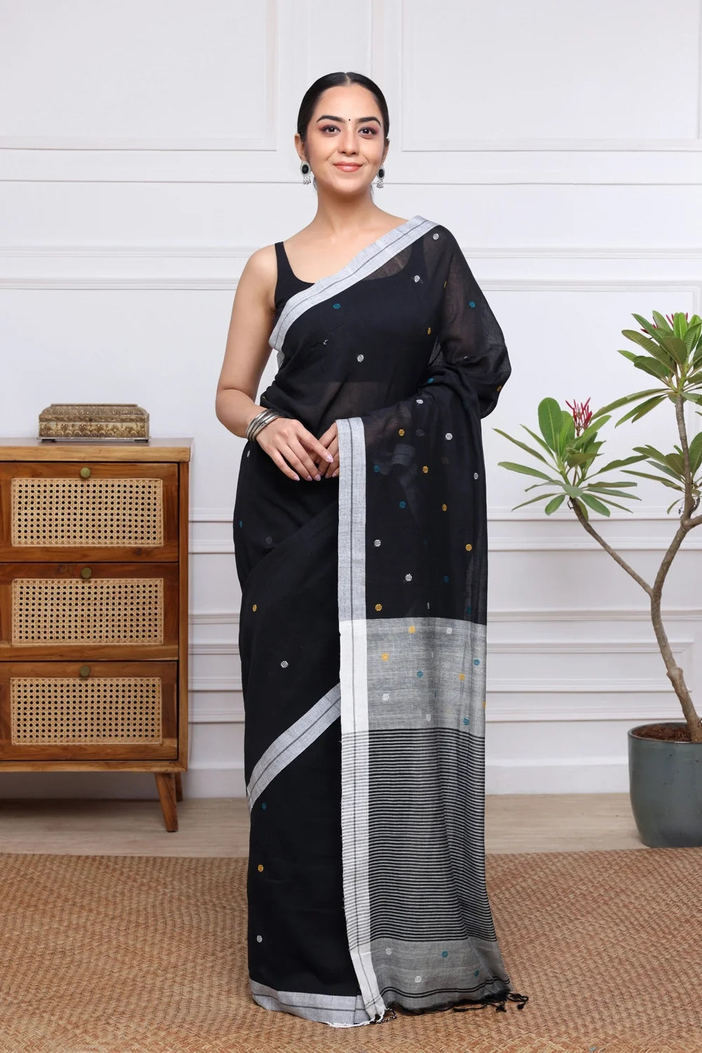 Handloom Black Polka Dot Pure Cotton Jamdani Saree-Sutra Art of Clothing