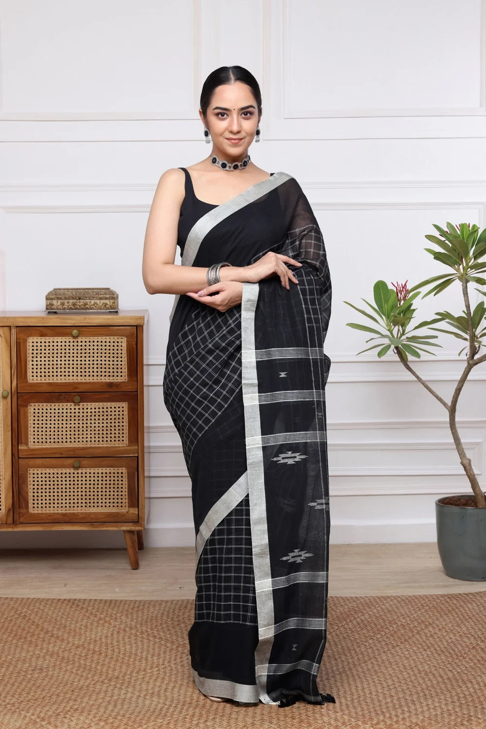 Handloom Black Check Mulmul Jamdani Saree-Sutra Art of Clothing