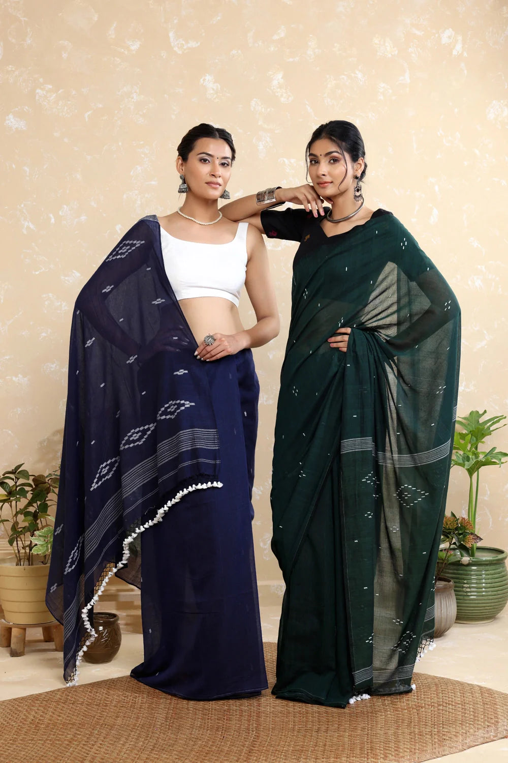 Handloom Navy Blue Mulmul Jamdani Saree With Tassels-Sutra Art of Clothing
