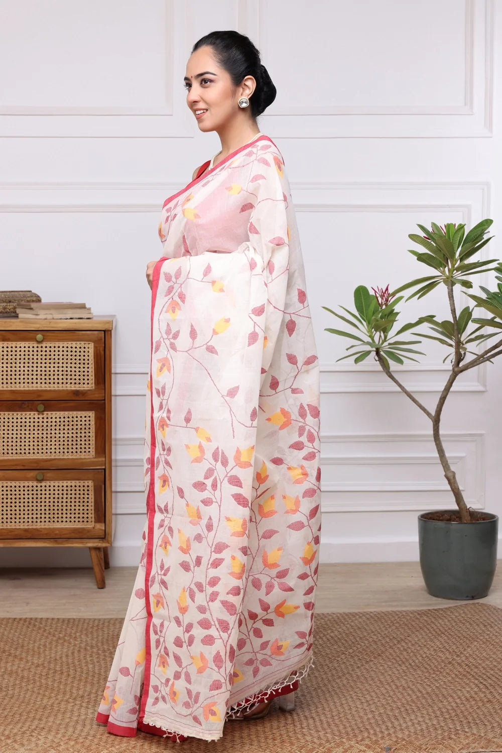 Handloom White & Red Pure Cotton Jamdani Saree-Sutra Art of Clothing