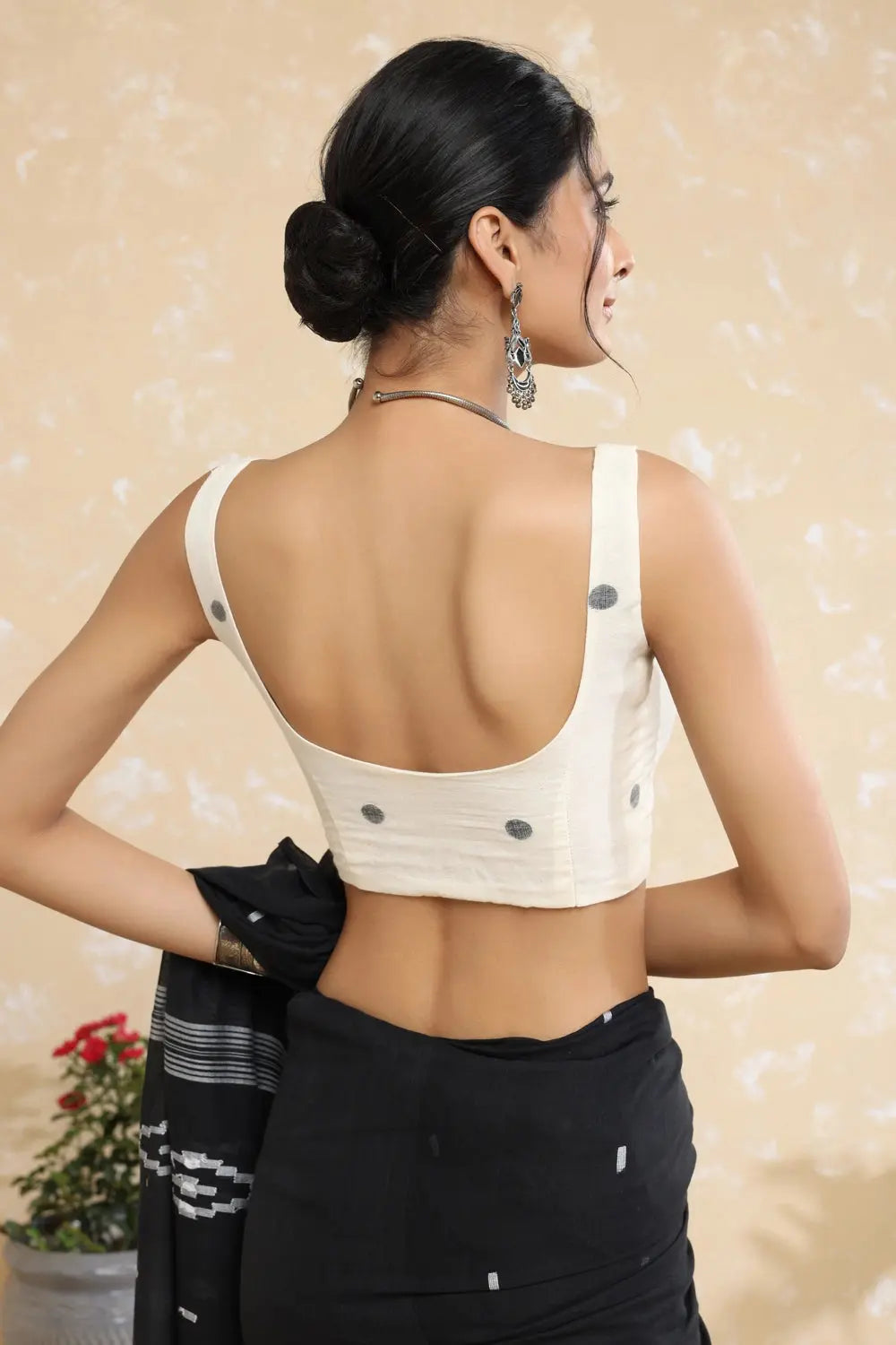 Saakriti Jamdani Blouse-Sutra Art of Clothing