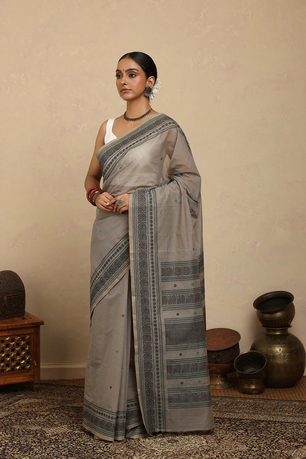 Handloom Ash Grey Kanchi Cotton Saree-Sutra Art of Clothing