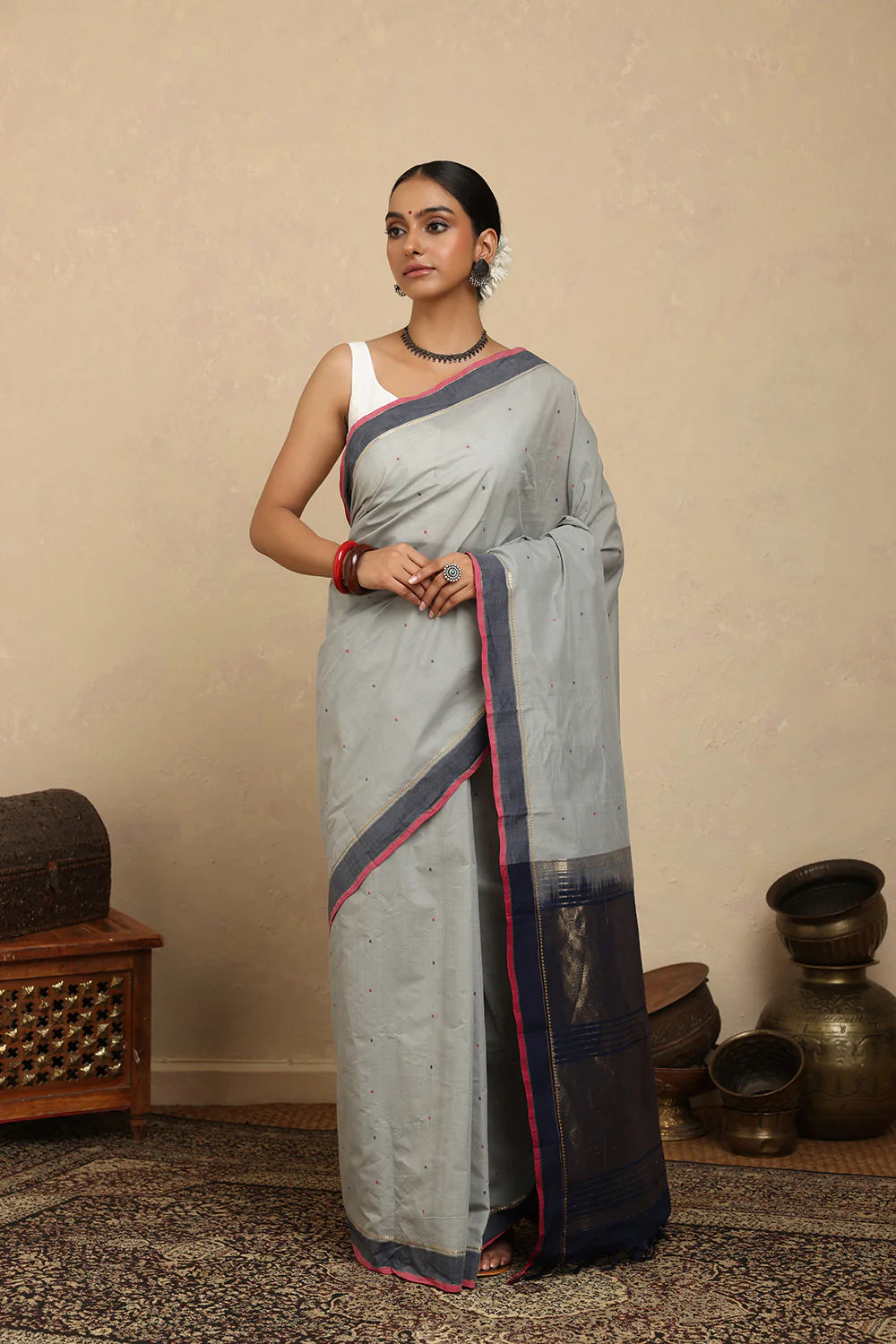 Handloom Soft Grey Kanchi Cotton Saree-Sutra Art of Clothing