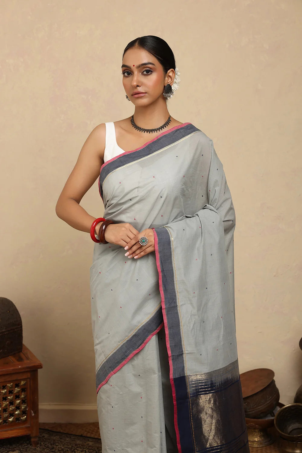 Handloom Soft Grey Kanchi Cotton Saree-Sutra Art of Clothing