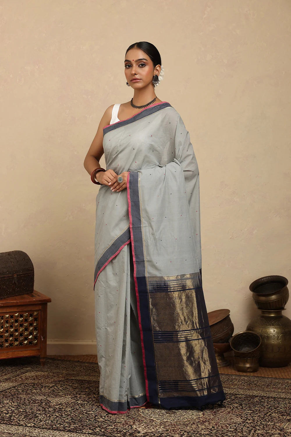 Handloom Soft Grey Kanchi Cotton Saree-Sutra Art of Clothing