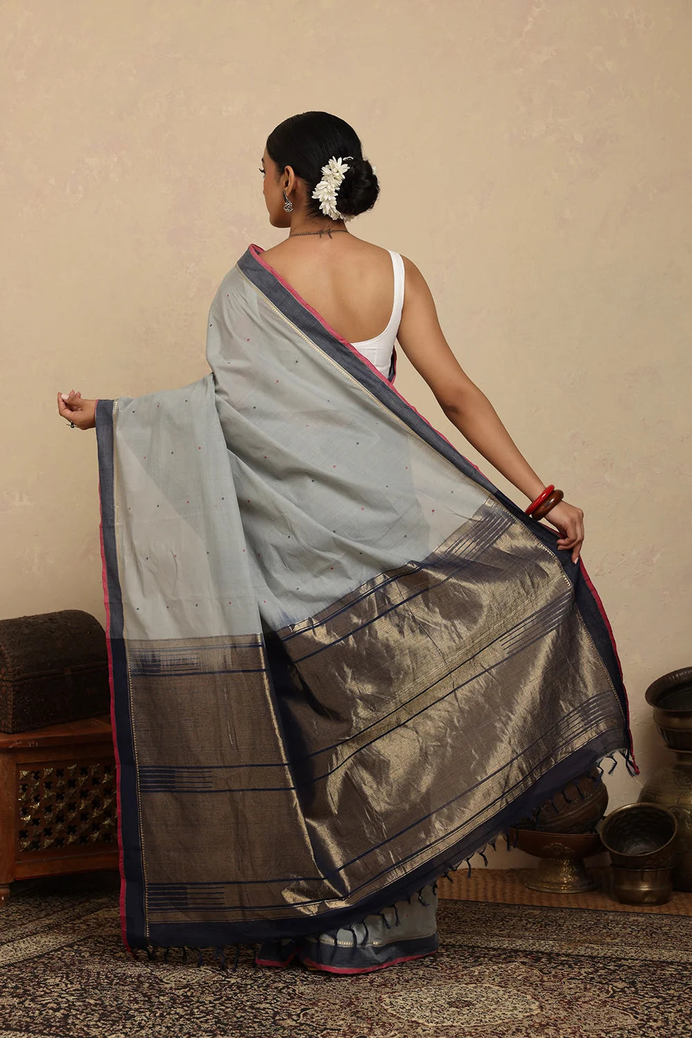 Handloom Soft Grey Kanchi Cotton Saree-Sutra Art of Clothing