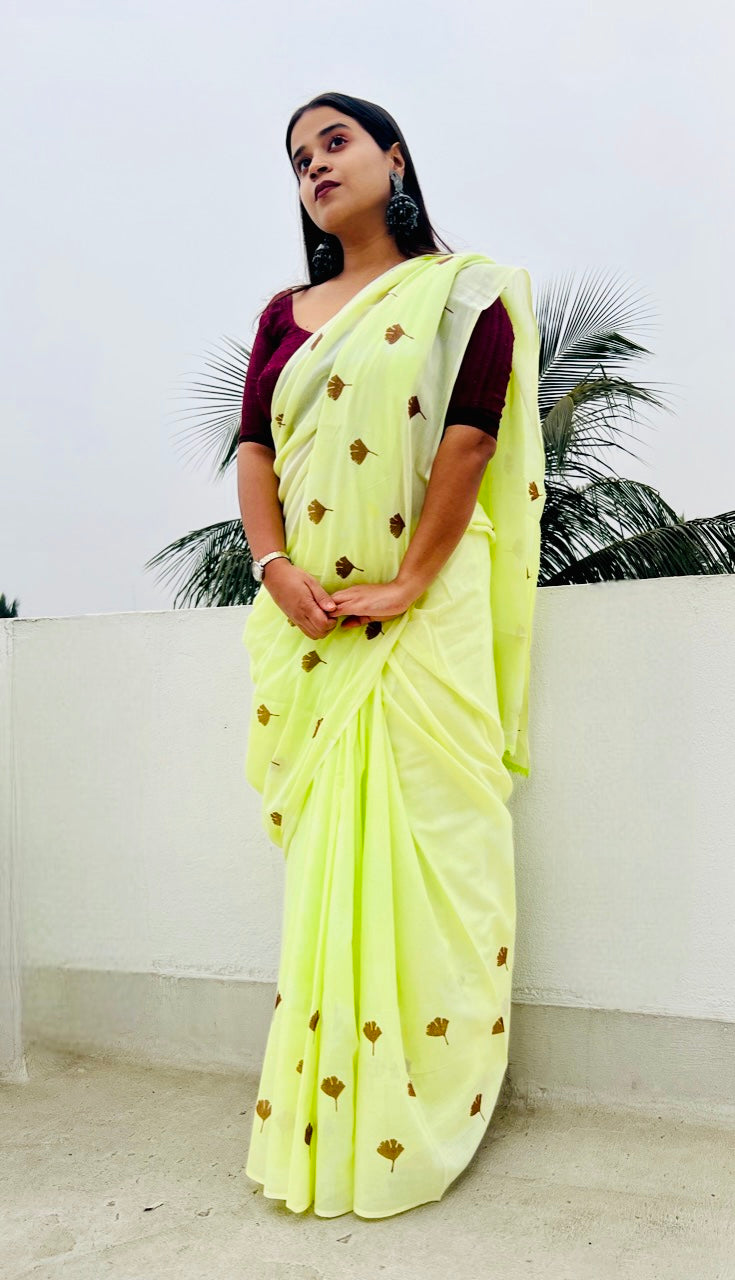Green Mulmul cotton Summer Saree - Shopaame