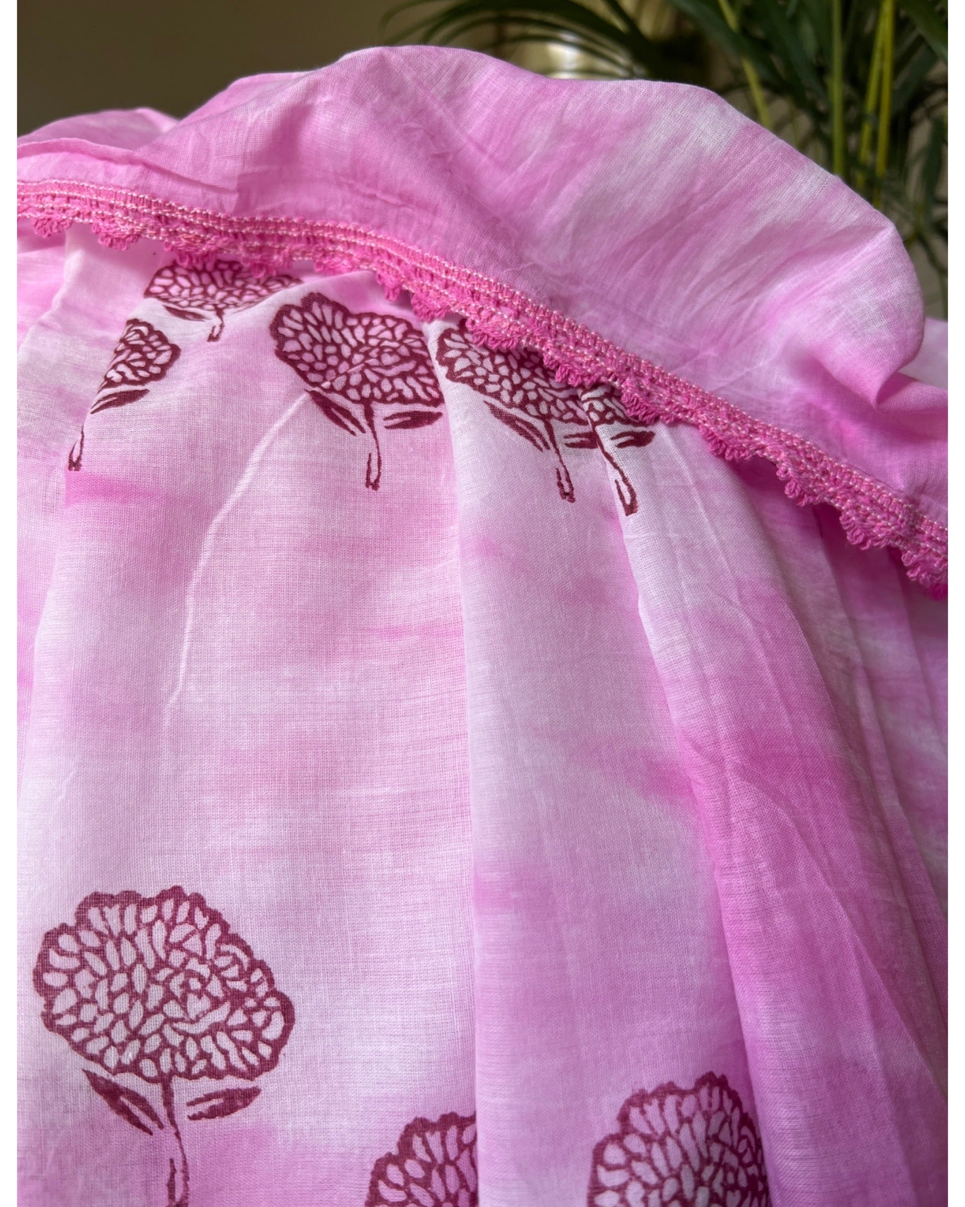 Khaas Mulaqat- Pink Mulmul cotton Summer Saree by Shopaame