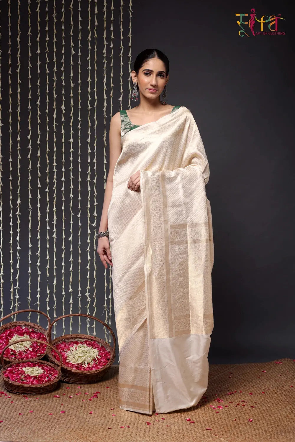 Handloom Cream Pure Silk Tanchoi Banarasi Saree-Sutra Art of Clothing