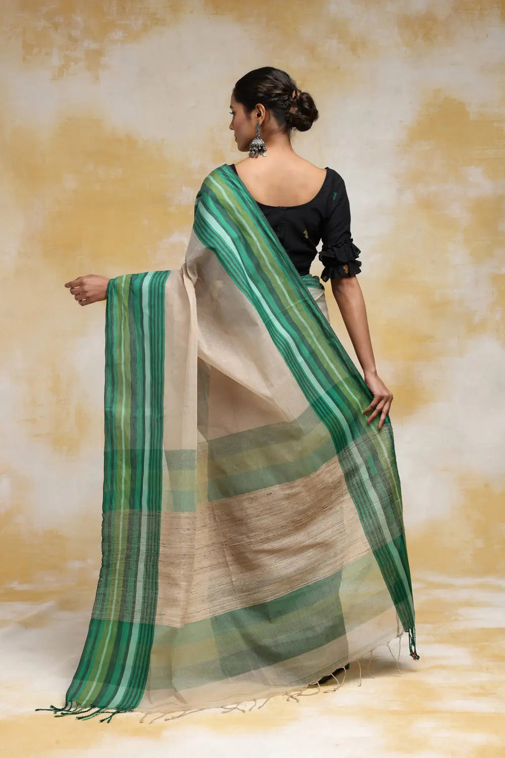Handloom Beige Pure Cotton Saree With Green Border-Sutra Art of Clothing