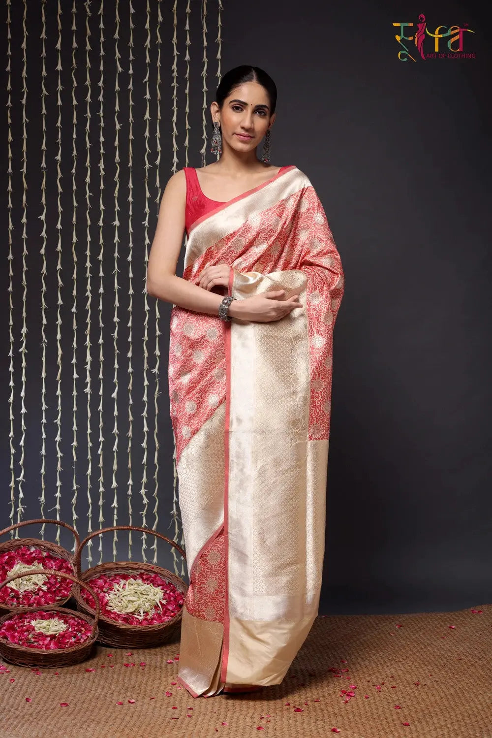 Handloom Cream And Red Pure Silk Tanchoi Banarasi Saree-Sutra Art of Clothing
