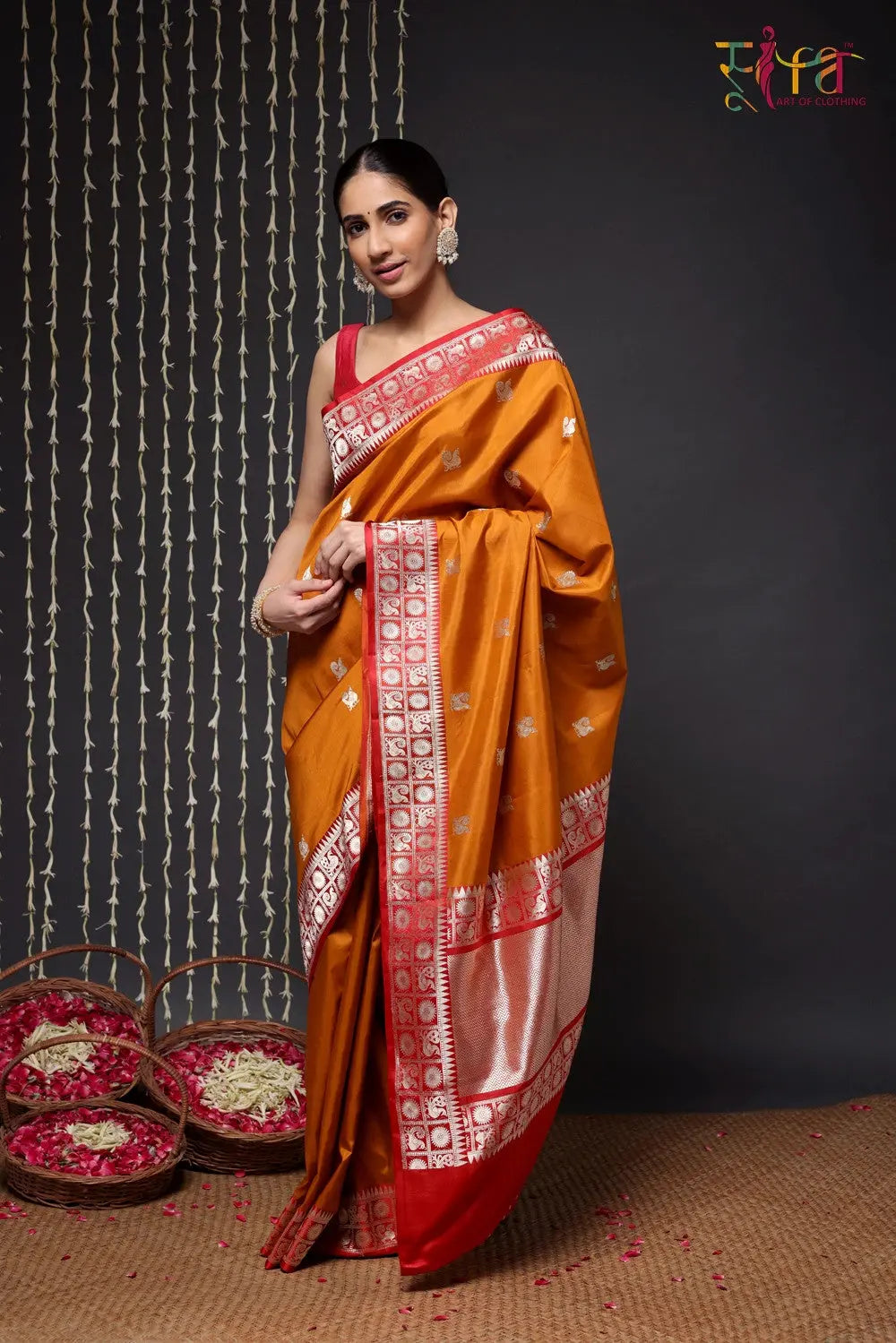 Handloom Mustard Banarasi Kanchi Pure Silk Saree-Sutra Art of Clothing