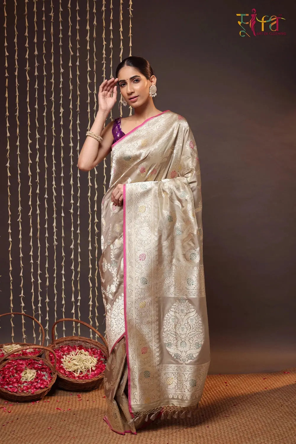 Pistachio Green Handloom Pure Silk Banarasi Saree With Kadhwa Border And Pallu