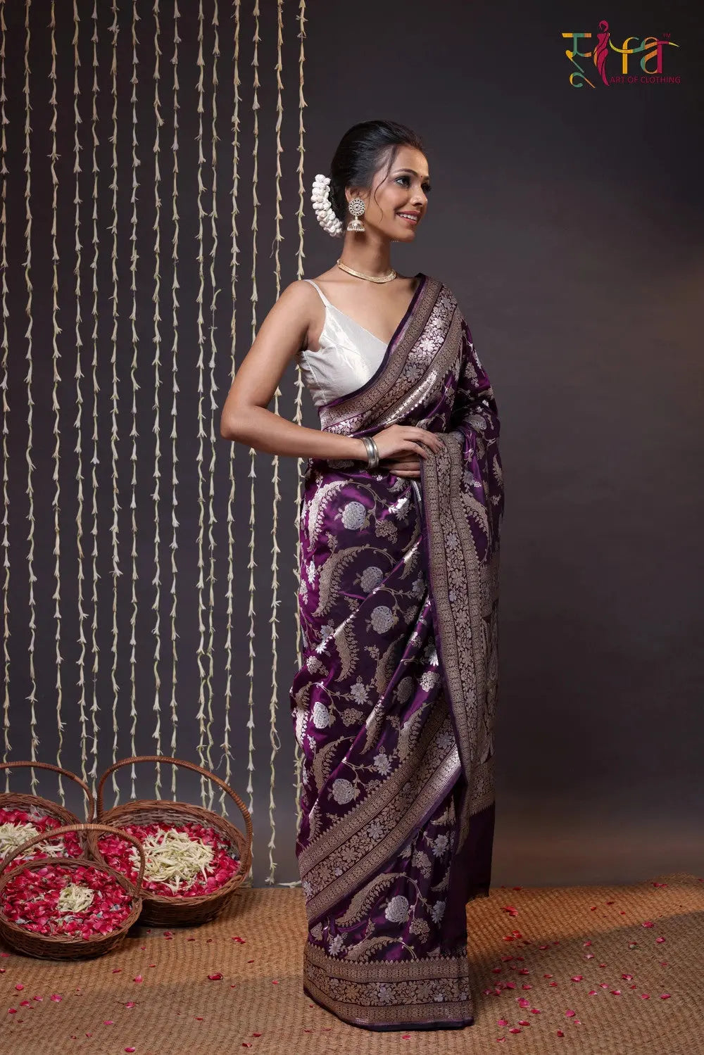 Handloom Voilet Pure Silk Banarasi Jangla Saree-Sutra Art of Clothing