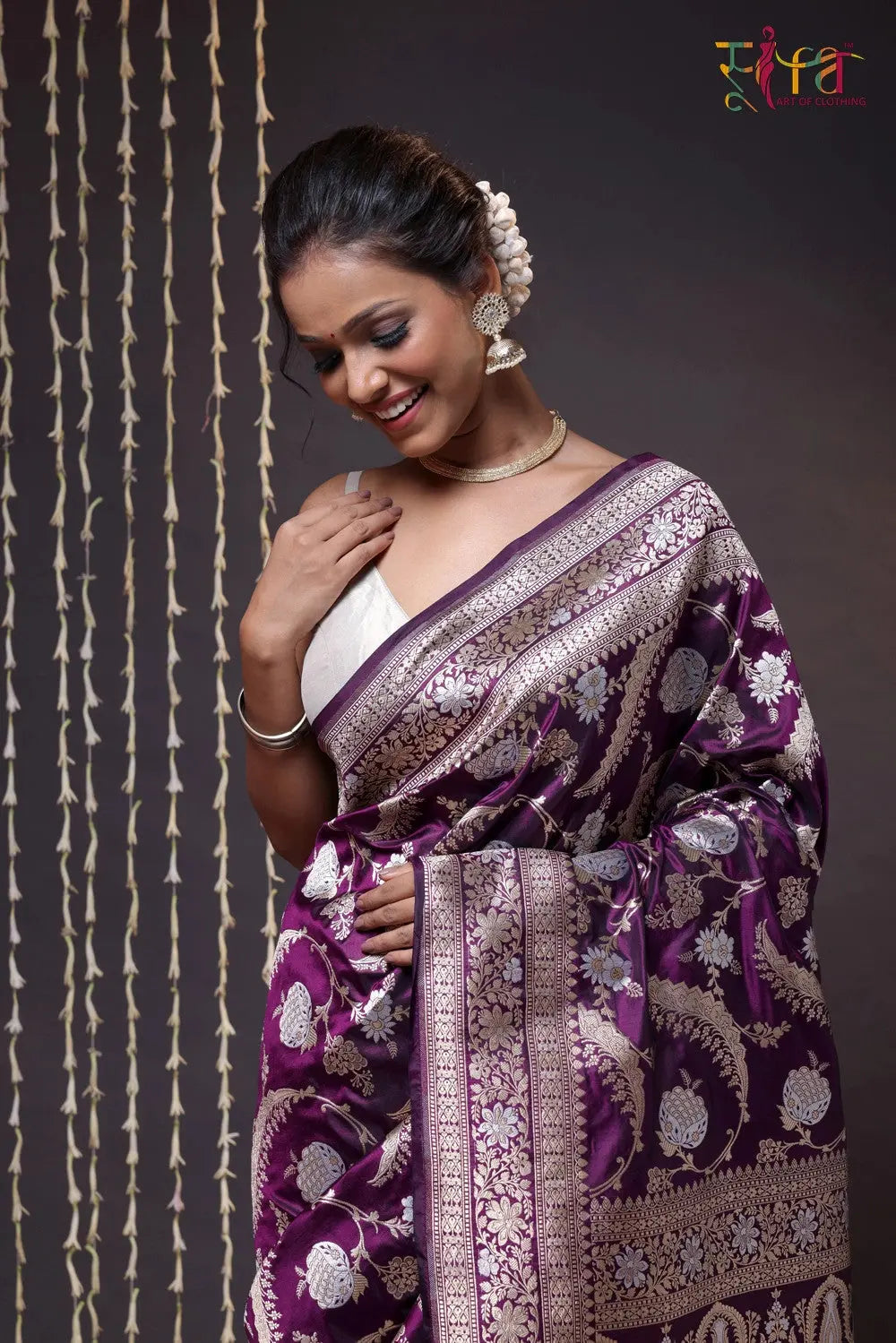 Handloom Voilet Pure Silk Banarasi Jangla Saree-Sutra Art of Clothing