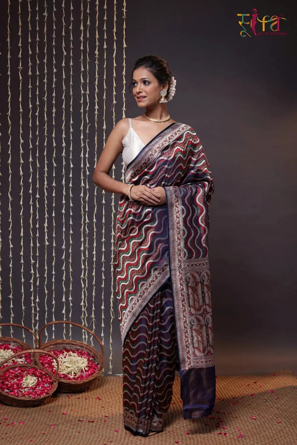 Handloom Navy Blue Tanchoi Silk Banarasi Saree-Sutra Art of Clothing