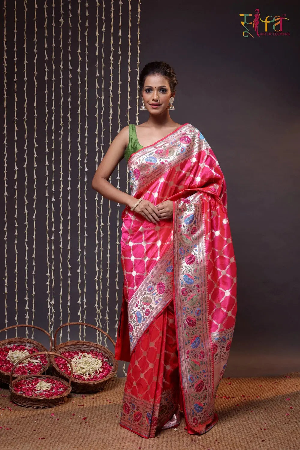 Handloom Magenta Pure Silk Banarasi Paithani Saree-Sutra Art of Clothing