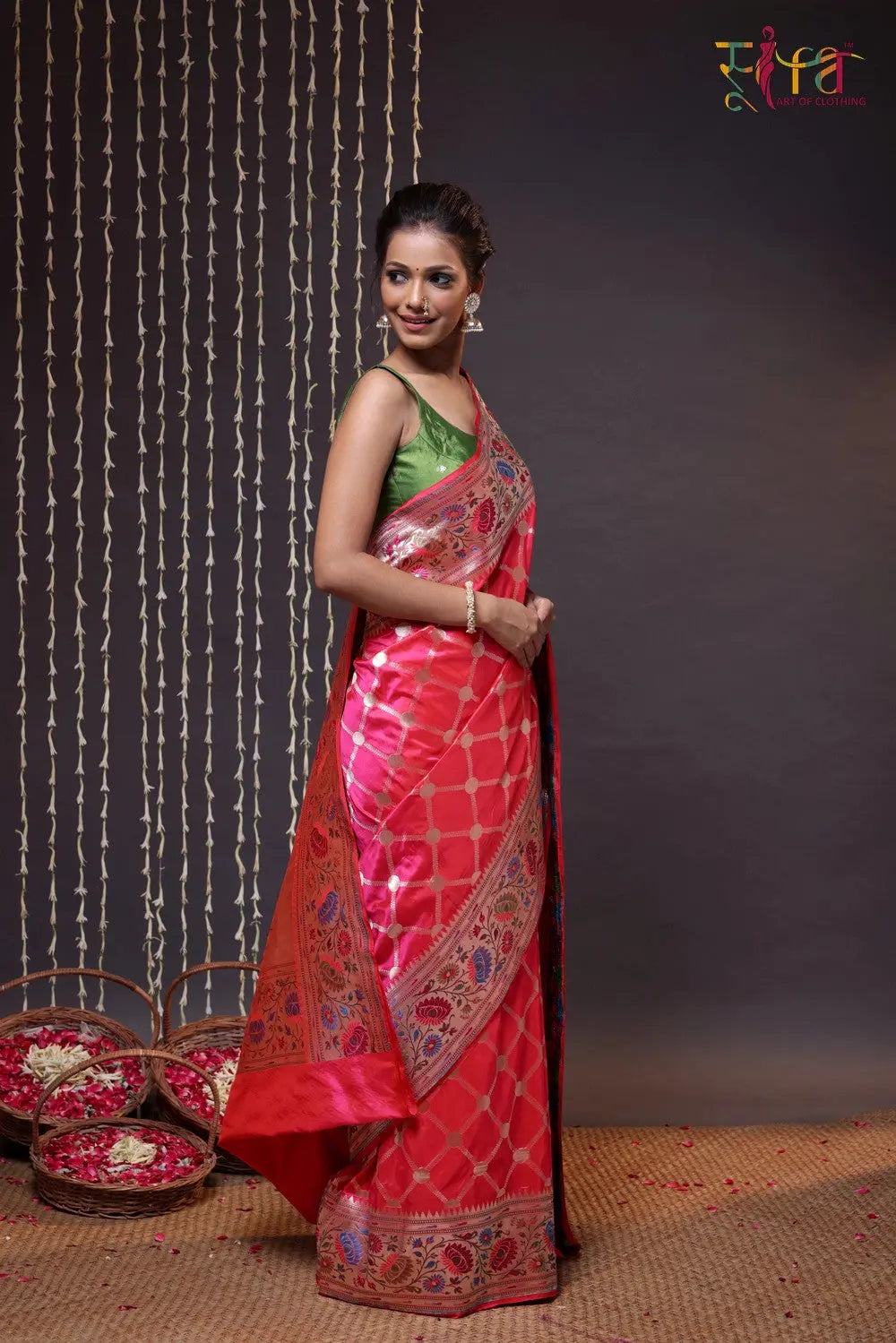 Handloom Magenta Pure Silk Banarasi Paithani Saree-Sutra Art of Clothing