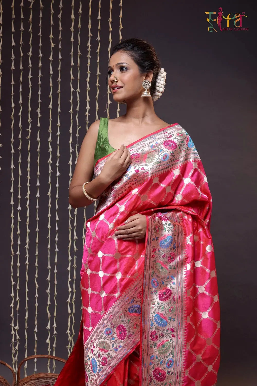 Handloom Magenta Pure Silk Banarasi Paithani Saree-Sutra Art of Clothing