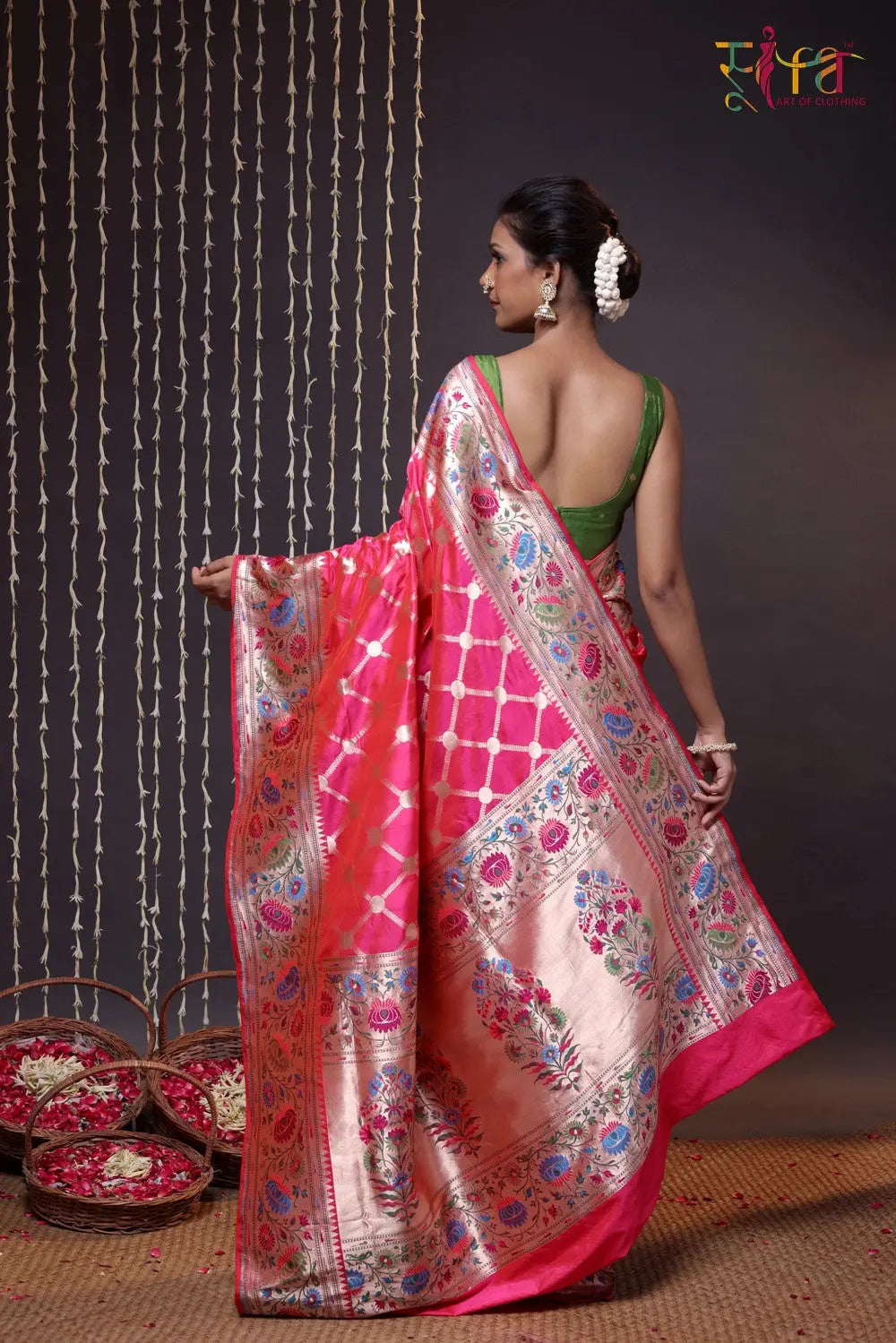 Handloom Magenta Pure Silk Banarasi Paithani Saree-Sutra Art of Clothing