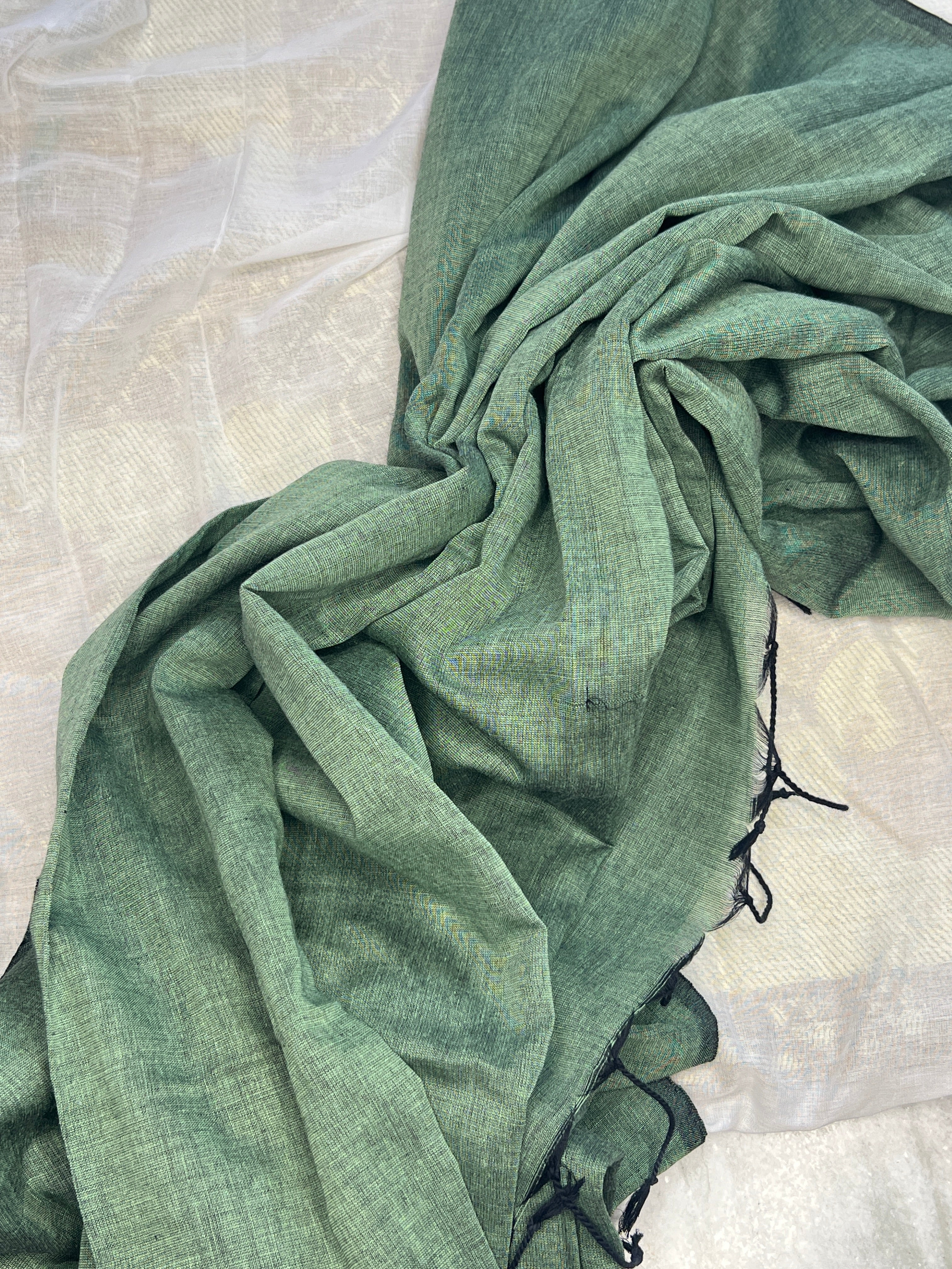Soft and Comfortable green khadi cotton saree