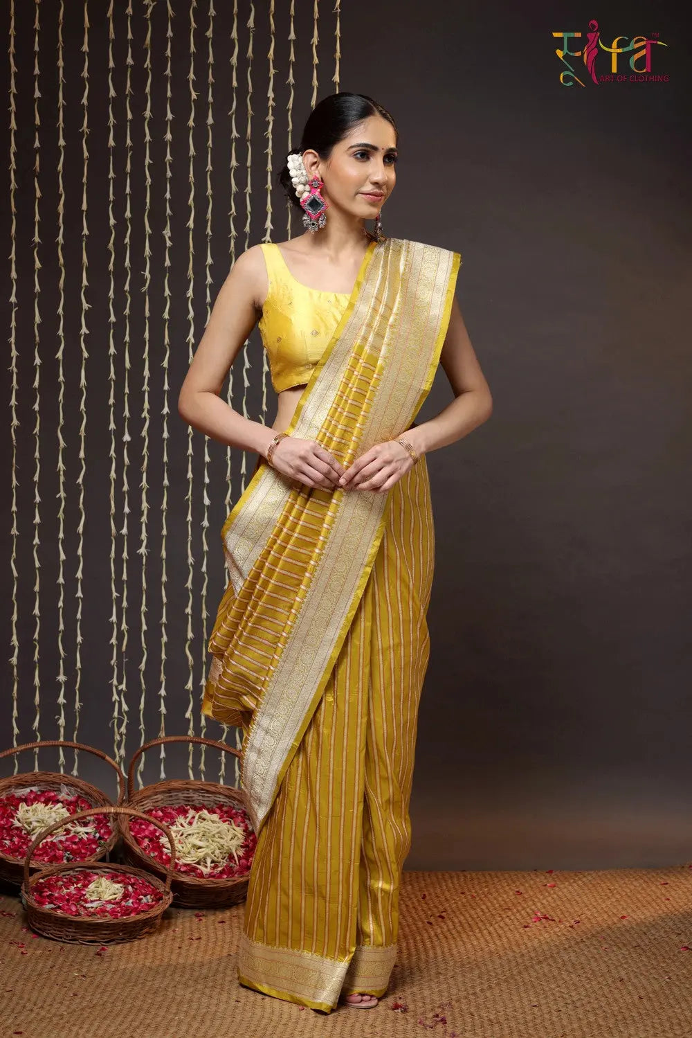Tuscany Yellow Pure Silk Brocade Banarasi Saree-Sutra Art of Clothing