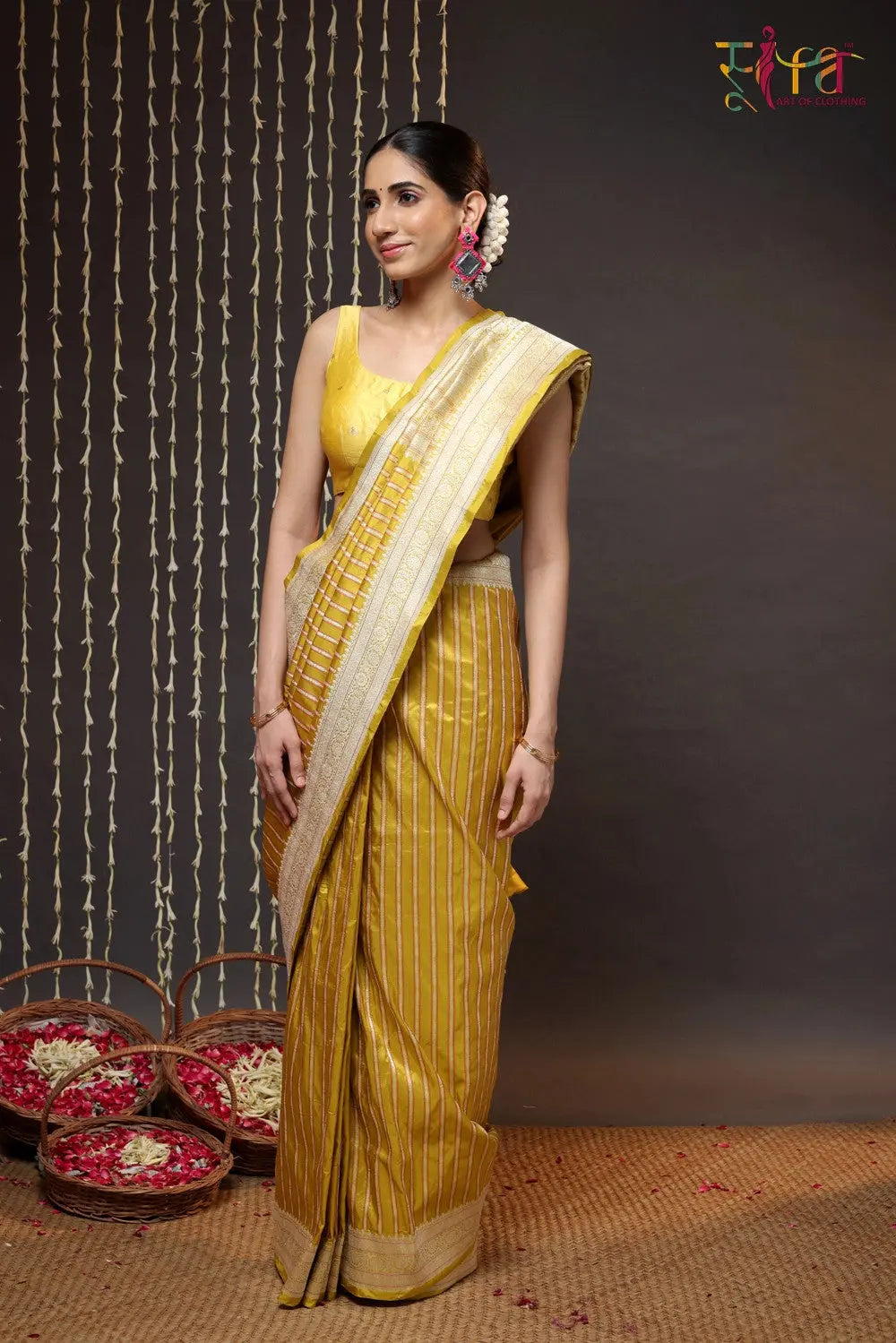 Tuscany Yellow Pure Silk Brocade Banarasi Saree-Sutra Art of Clothing