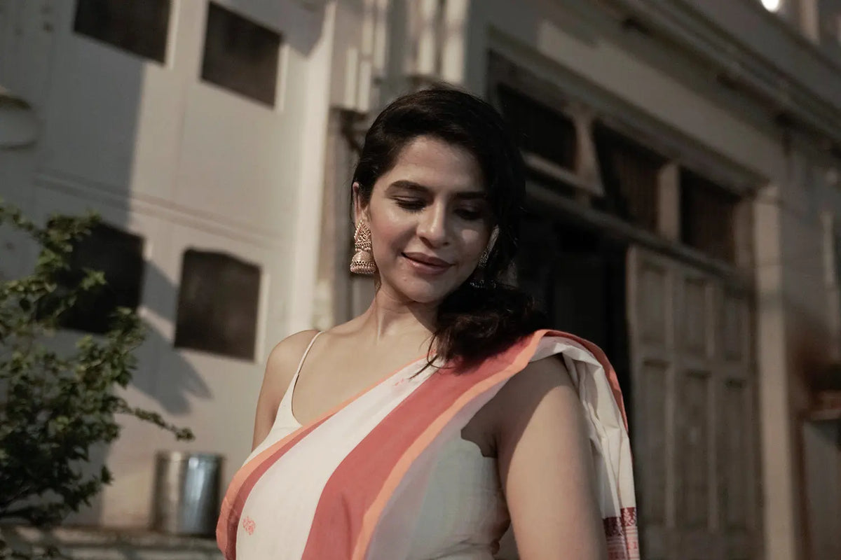 Aadhunik Jamdani Blouse-Sutra Art of Clothing