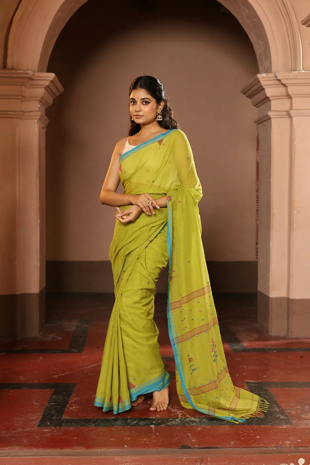Handloom Lime Green Pure Cotton Contemporary Jamdani Saree