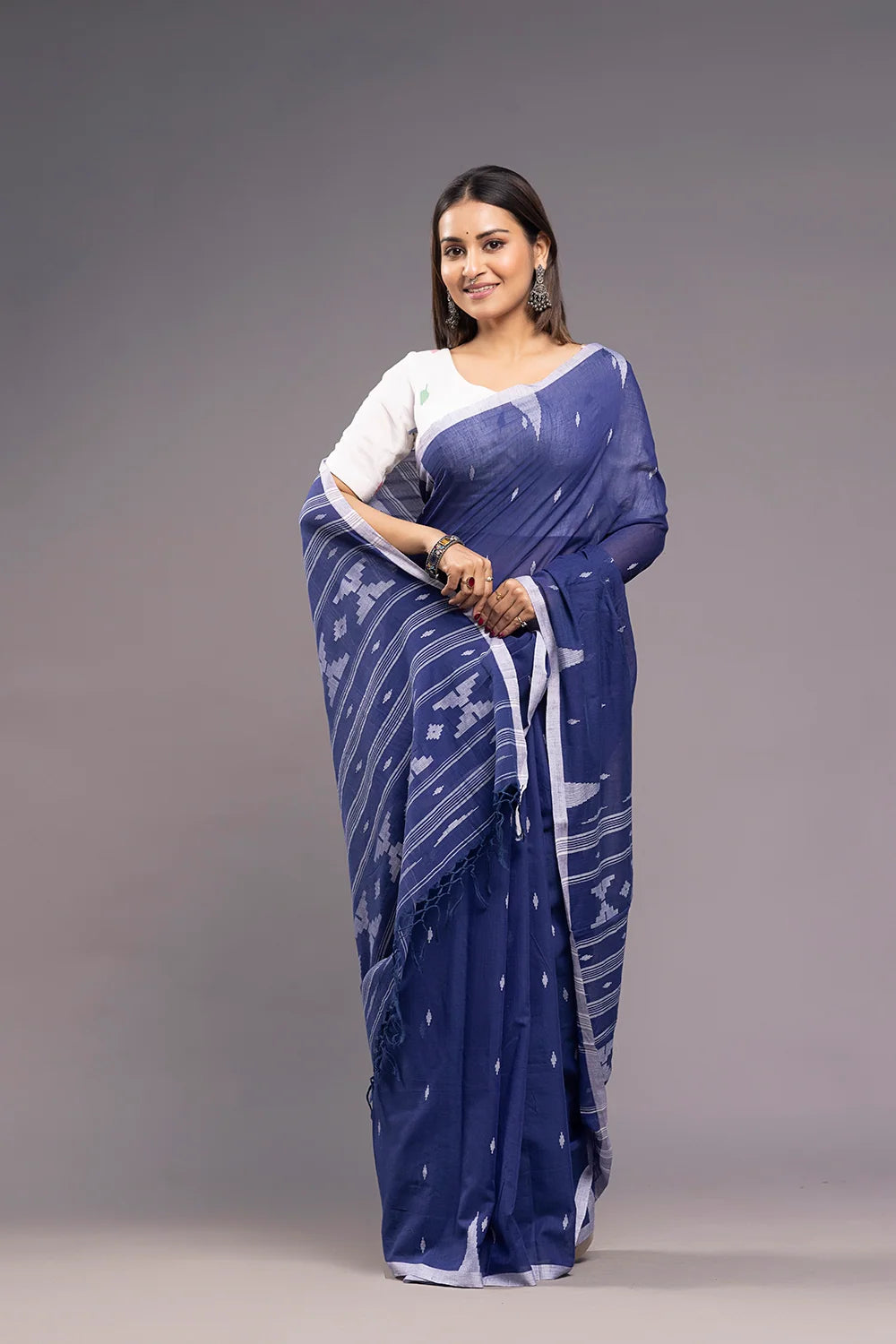 White Pallav Cotton Blouse-Sutra Art of Clothing