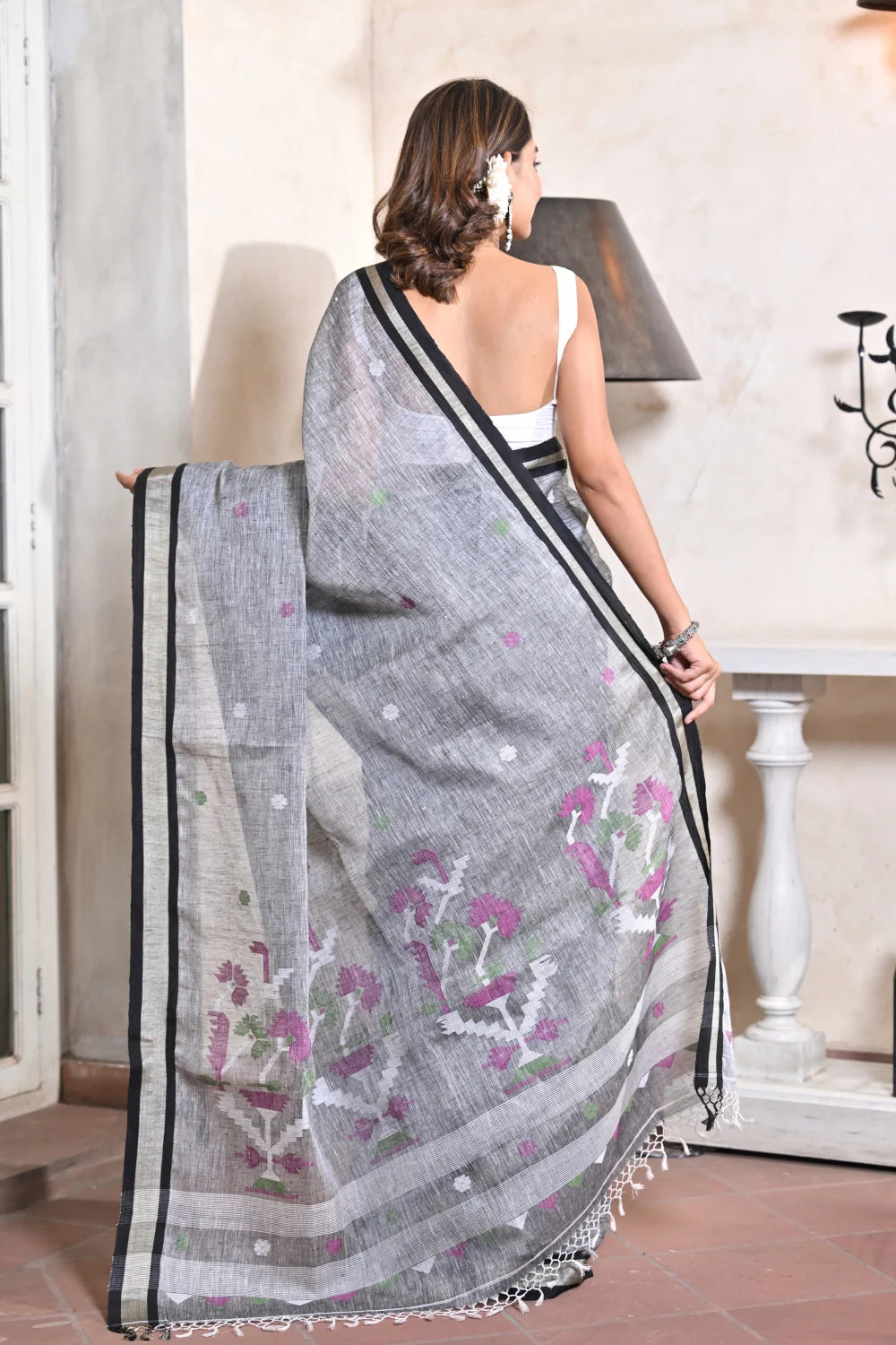 Handloom Grey Pure Linen Jamdani Saree-Sutra Art of Clothing