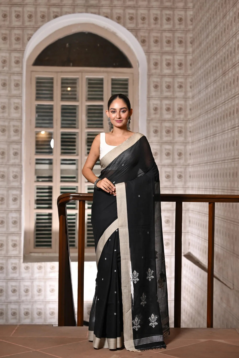 Handloom Black Soft Cotton Jamdani Saree-Sutra Art of Clothing