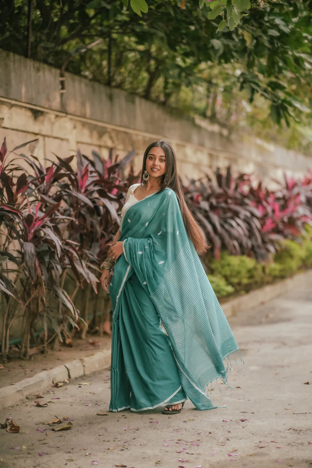 Handloom Aqua Green Mulmul Jamdani Saree-Sutra Art of Clothing