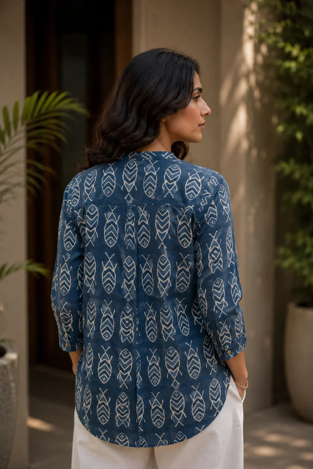 Dark Blue Pure Cotton Fish Block Print Top-Sutra Art of Clothing