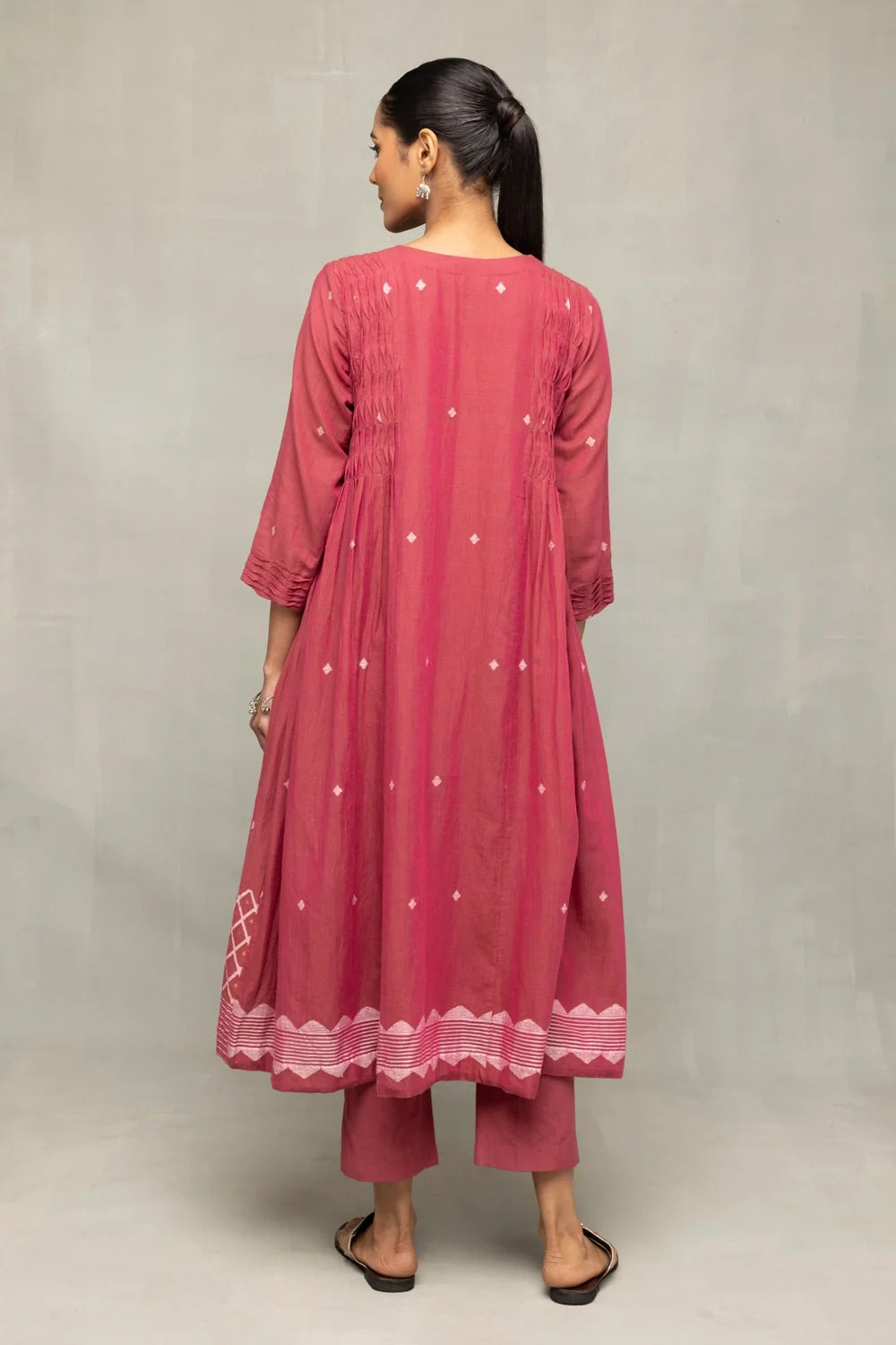Back View of Handloom Pink Pure Cotton Jamdani Kurta Set with Dupatta