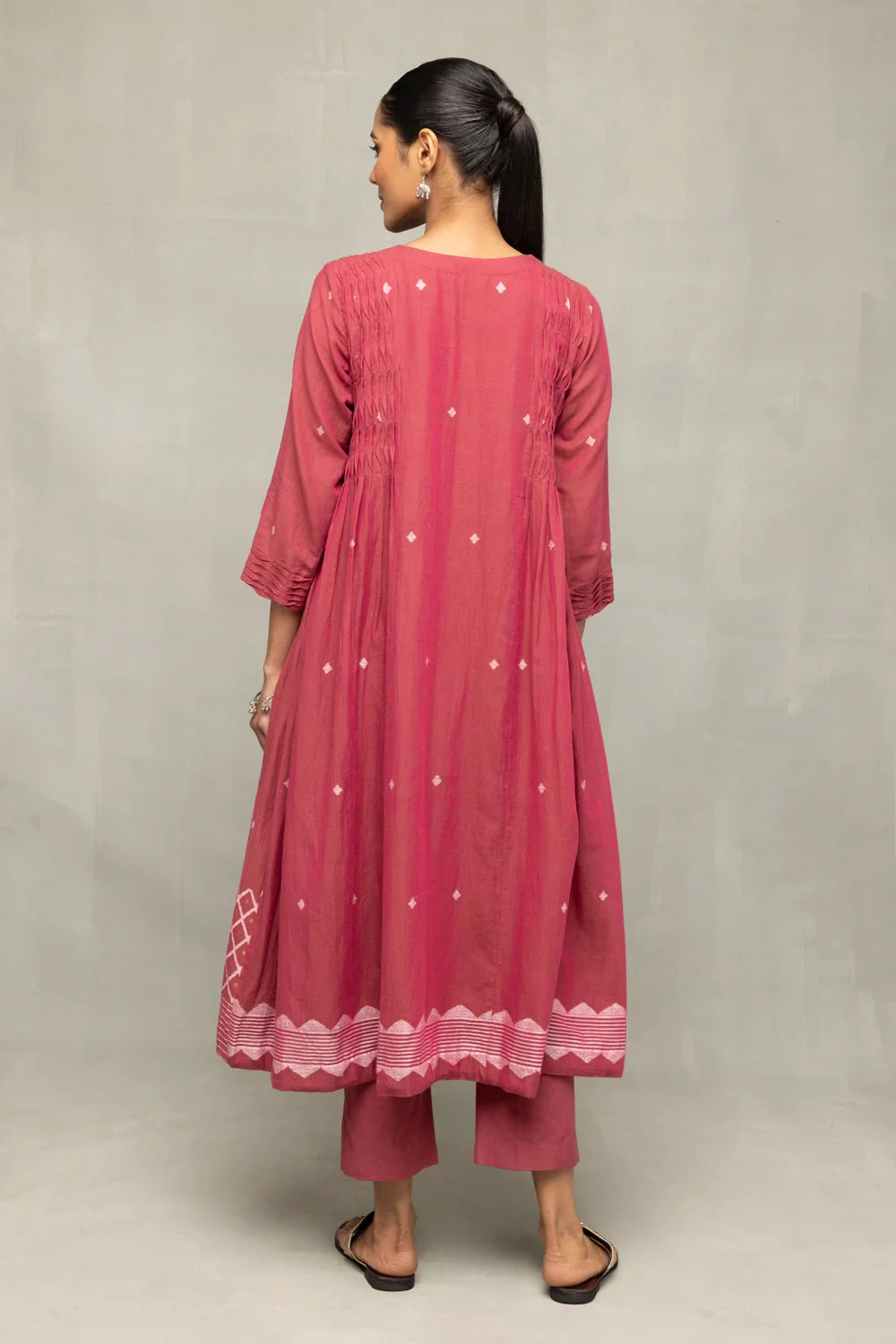 Back View of Handloom Pink Pure Cotton Jamdani Kurta Set with Dupatta